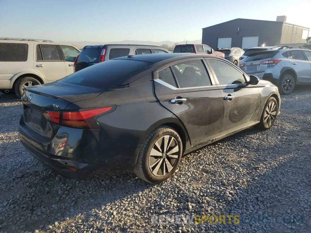 3 Photograph of a damaged car 1N4BL4DV3MN365364 NISSAN ALTIMA 2021