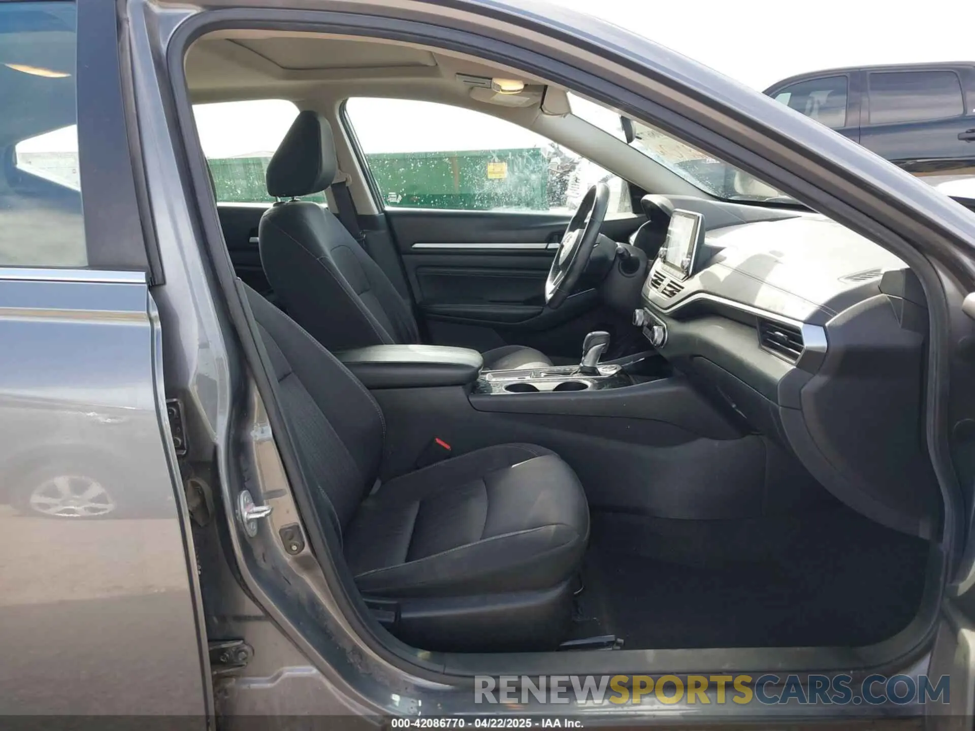 5 Photograph of a damaged car 1N4BL4DV3MN406320 NISSAN ALTIMA 2021