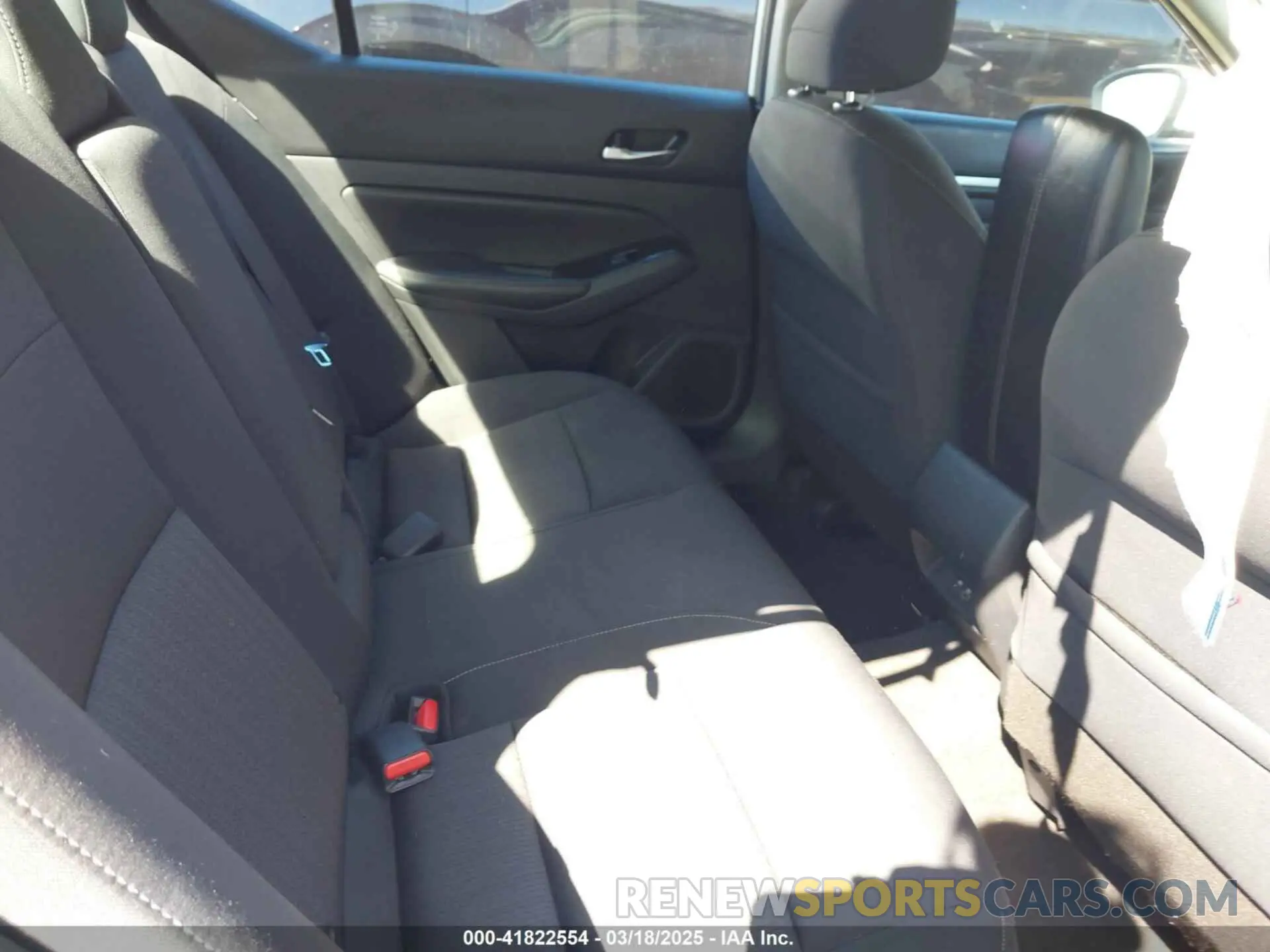 8 Photograph of a damaged car 1N4BL4DV3MN417057 NISSAN ALTIMA 2021