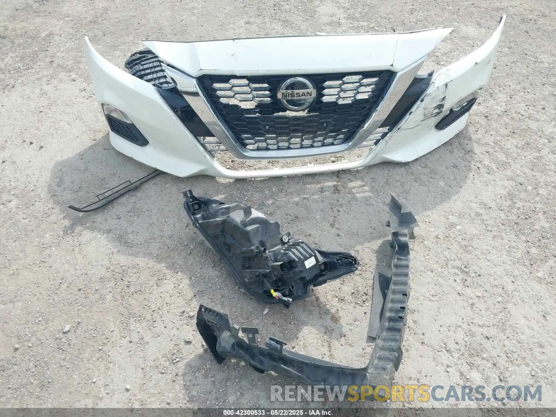 12 Photograph of a damaged car 1N4BL4DV4MN333359 NISSAN ALTIMA 2021
