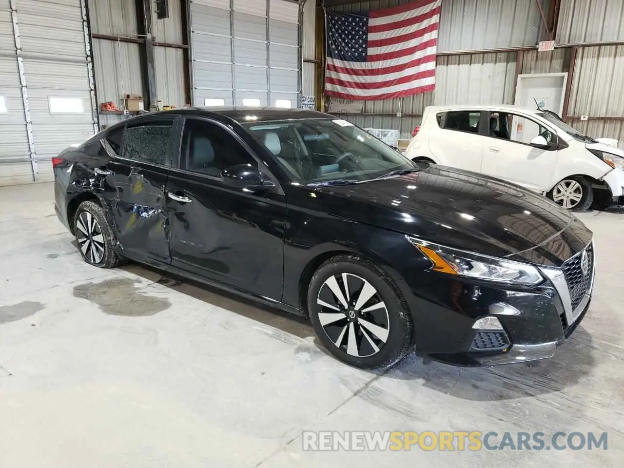 4 Photograph of a damaged car 1N4BL4DV4MN338108 NISSAN ALTIMA 2021