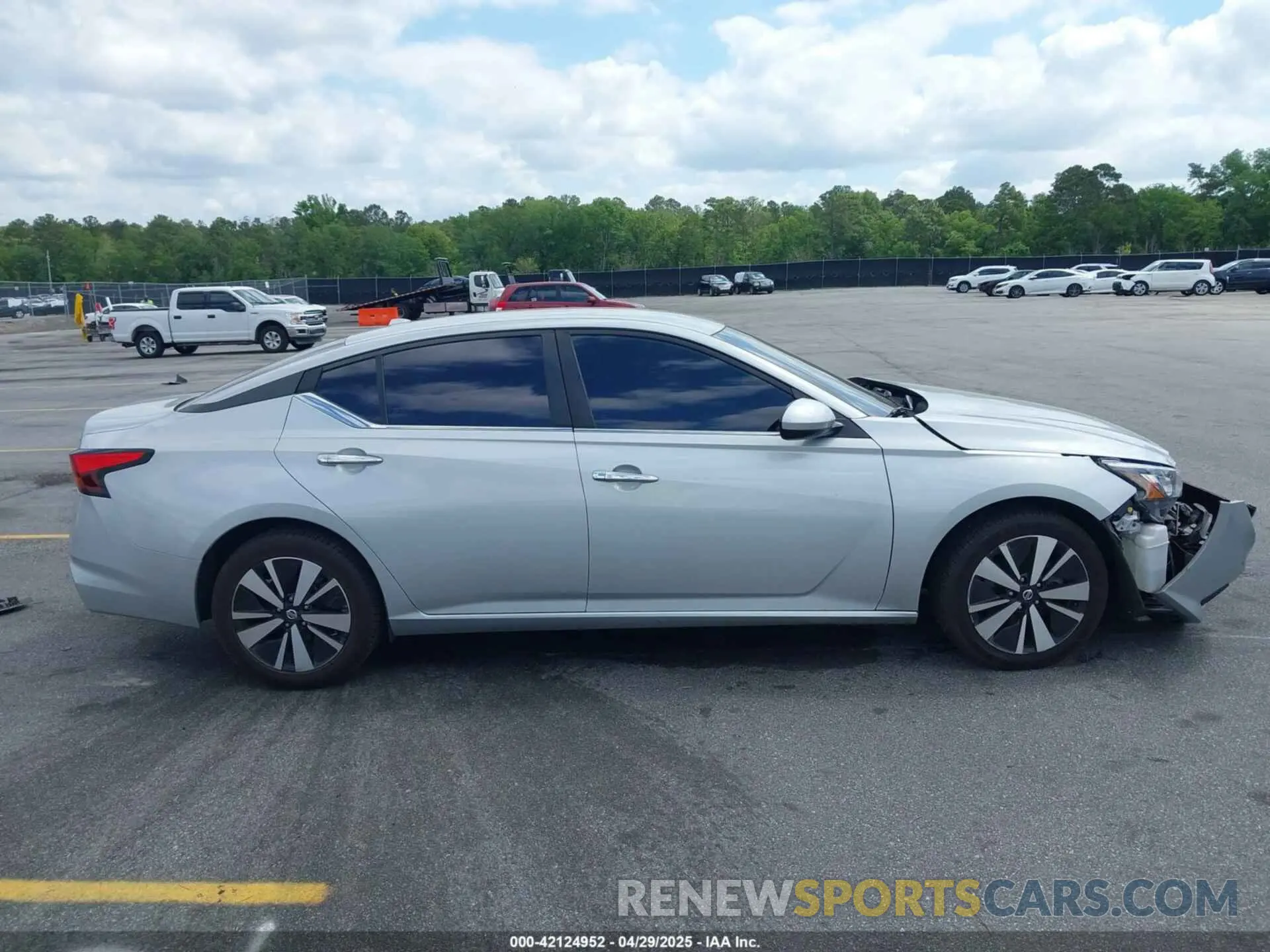 14 Photograph of a damaged car 1N4BL4DV4MN342076 NISSAN ALTIMA 2021