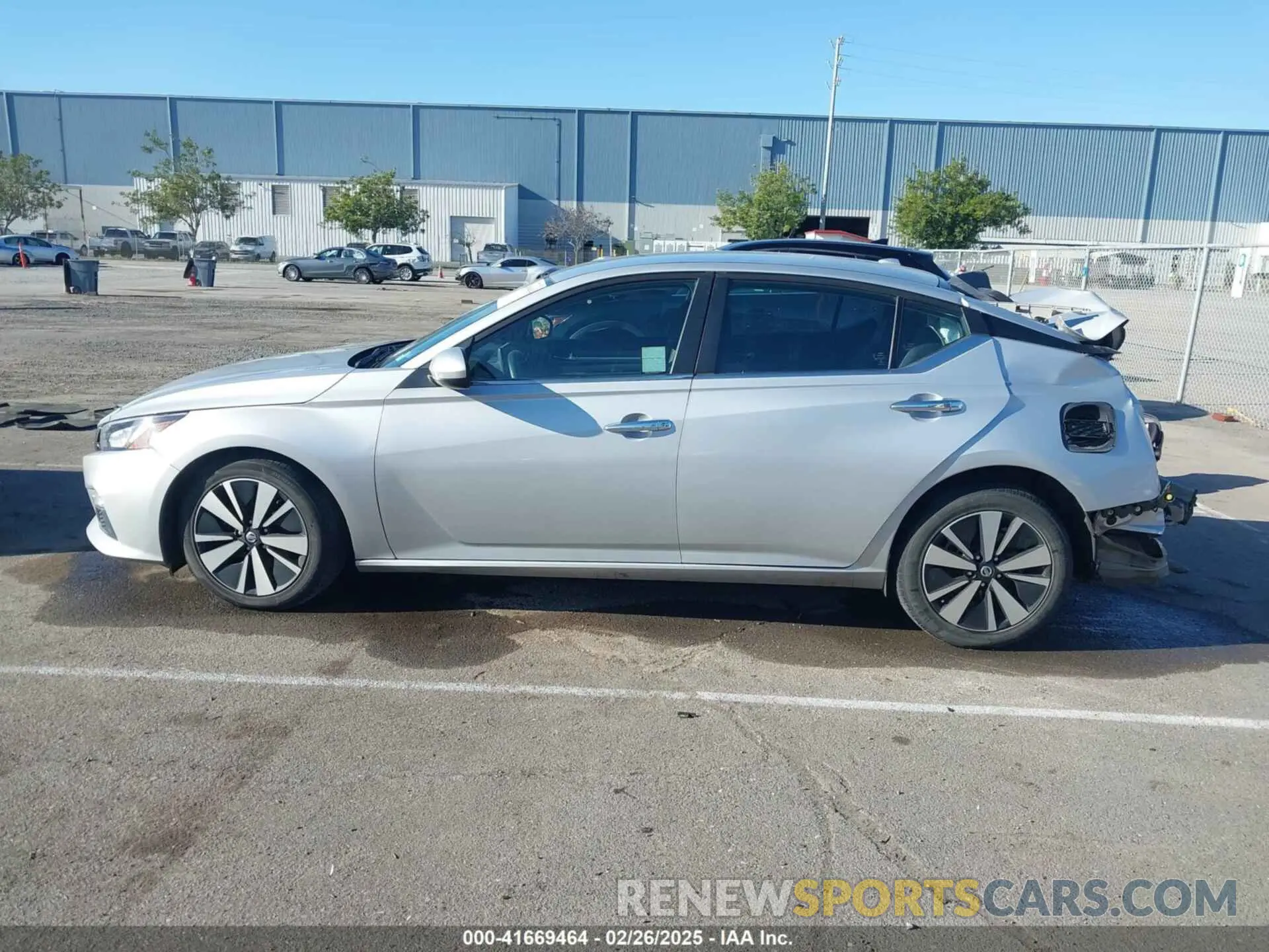 15 Photograph of a damaged car 1N4BL4DV4MN342353 NISSAN ALTIMA 2021