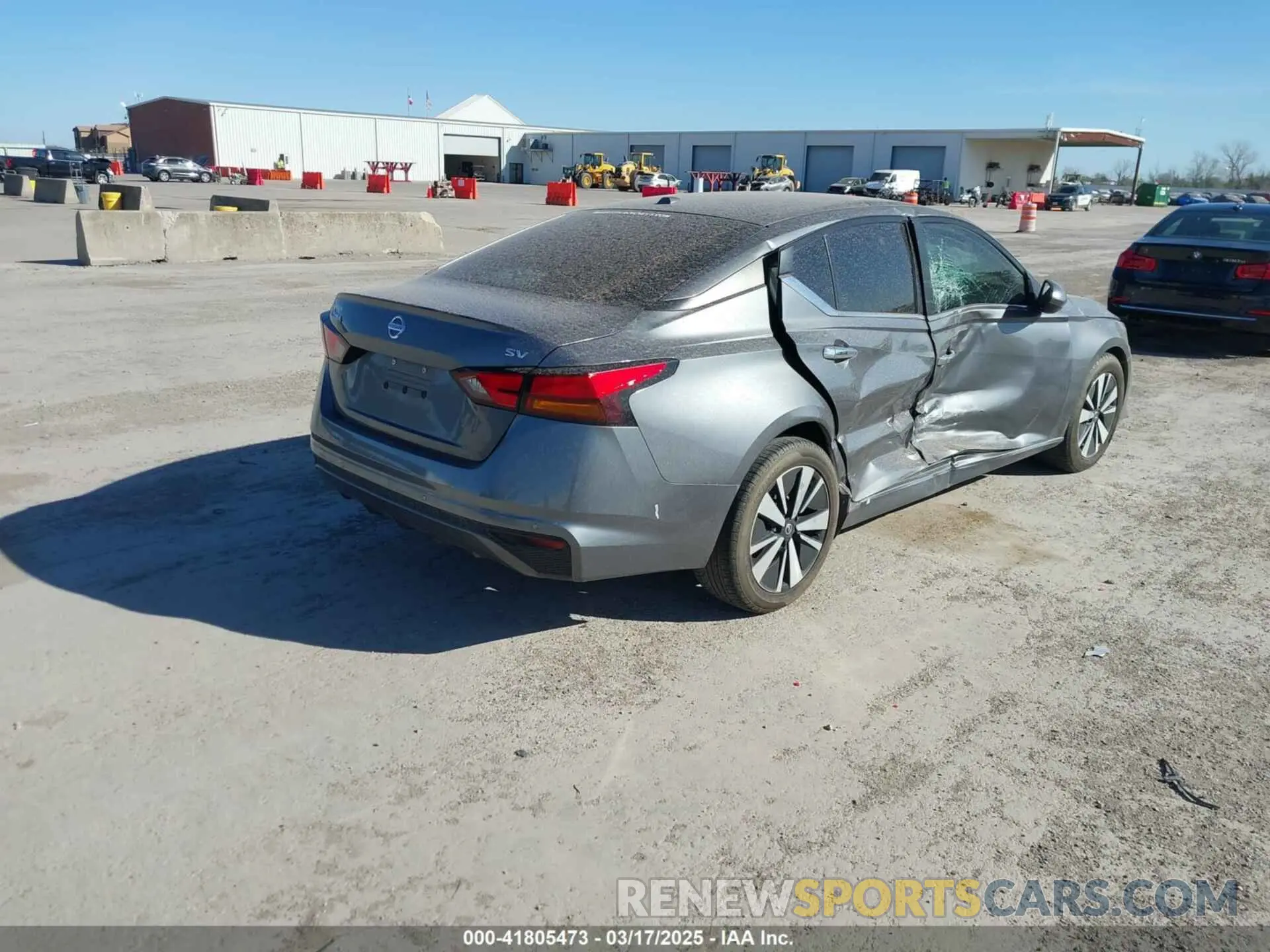 4 Photograph of a damaged car 1N4BL4DV4MN346306 NISSAN ALTIMA 2021