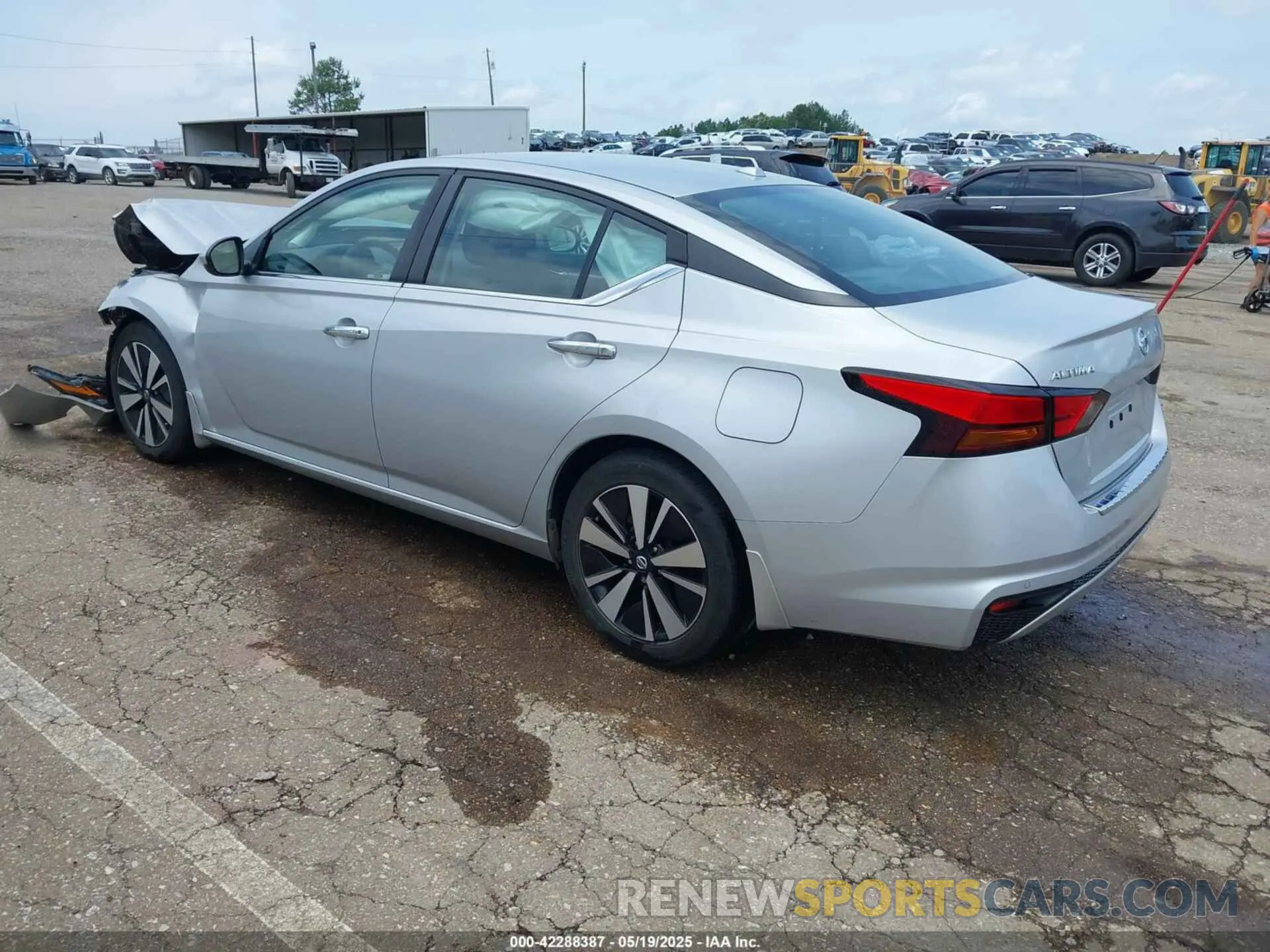 3 Photograph of a damaged car 1N4BL4DV4MN412272 NISSAN ALTIMA 2021