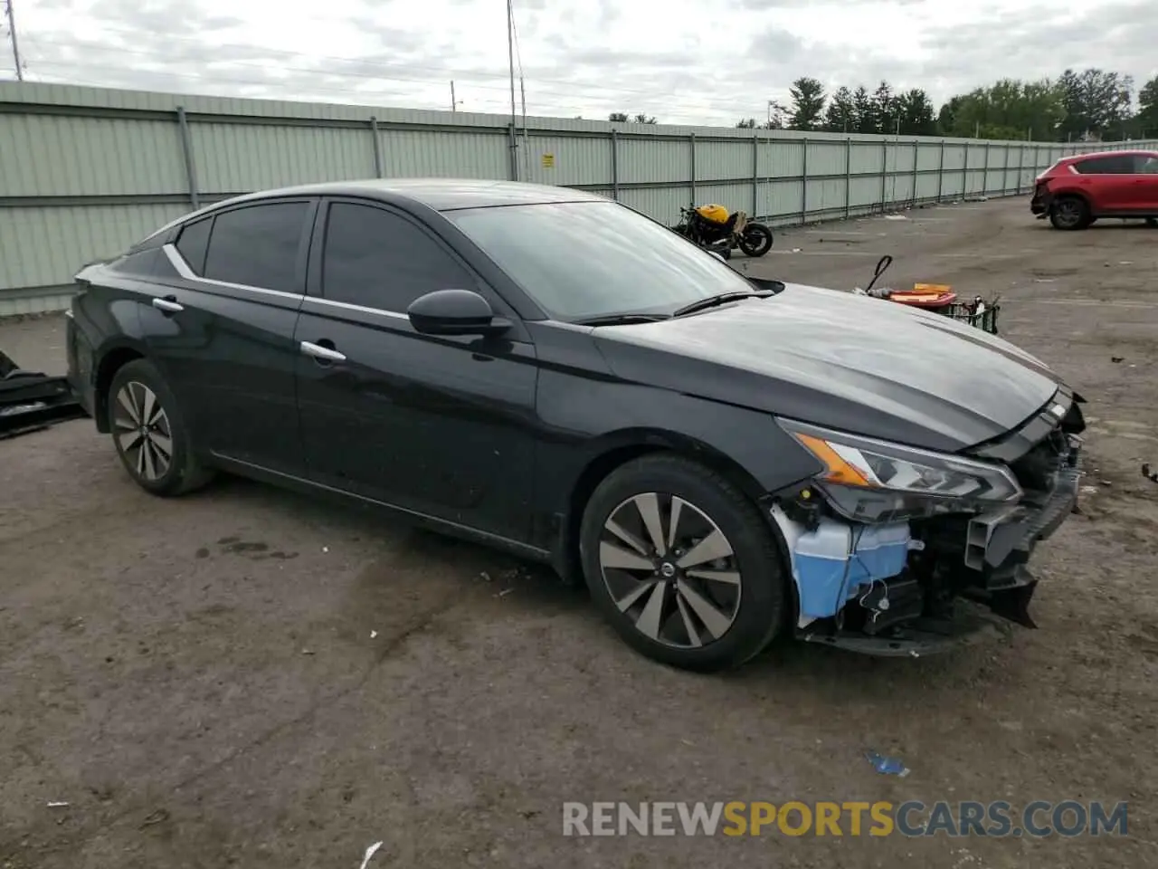 4 Photograph of a damaged car 1N4BL4DV4MN413597 NISSAN ALTIMA 2021