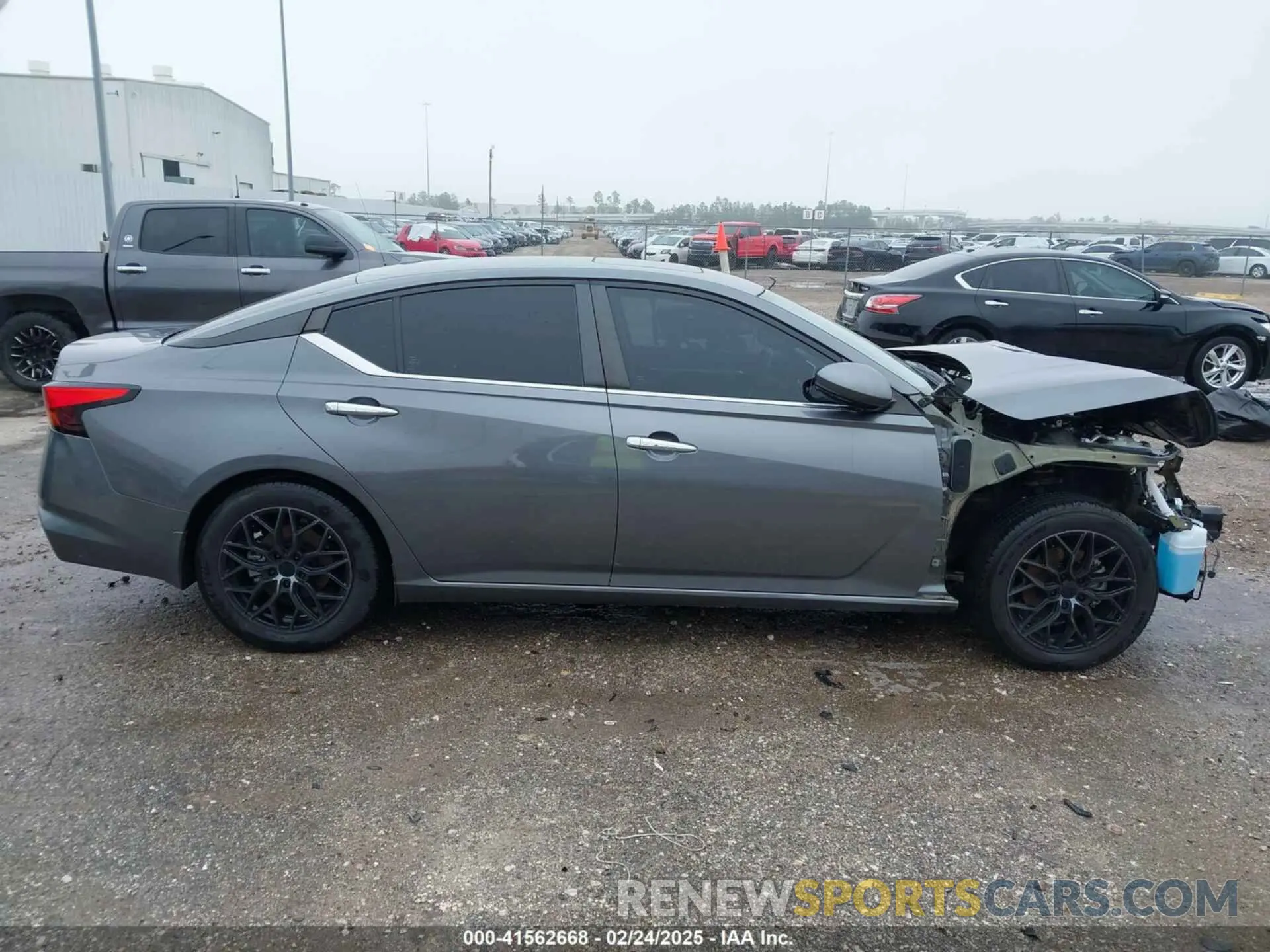 13 Photograph of a damaged car 1N4BL4DV4MN415155 NISSAN ALTIMA 2021