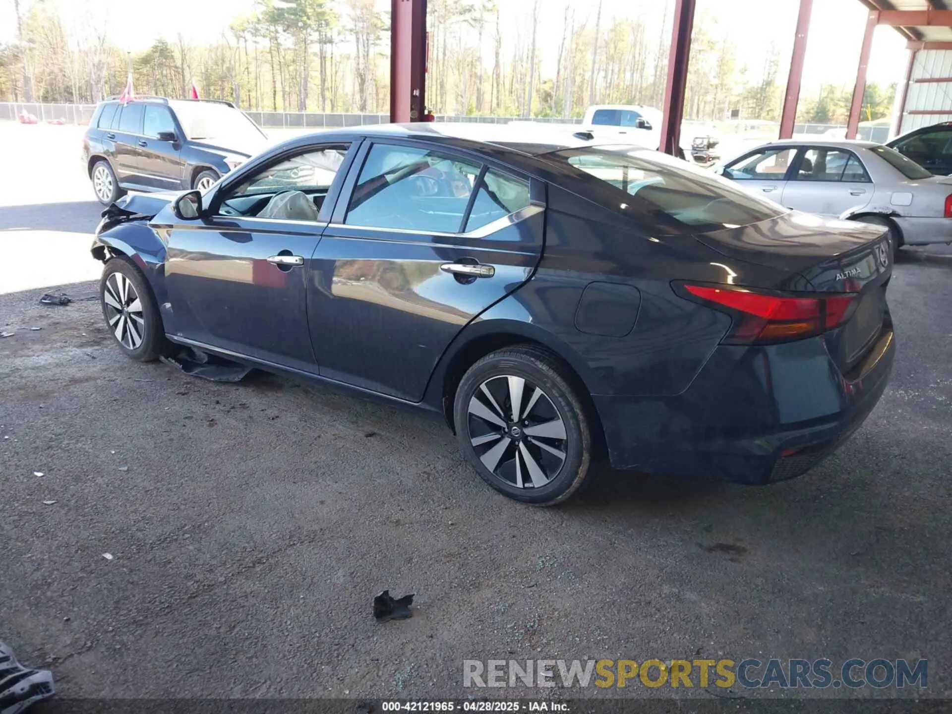3 Photograph of a damaged car 1N4BL4DV5MN325609 NISSAN ALTIMA 2021
