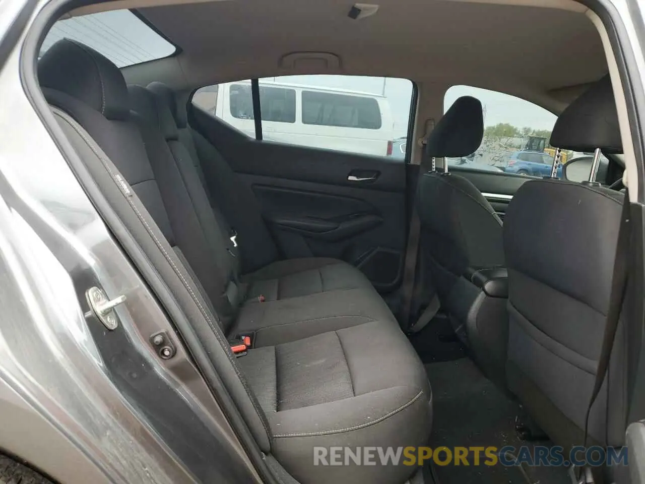 10 Photograph of a damaged car 1N4BL4DV5MN329725 NISSAN ALTIMA 2021