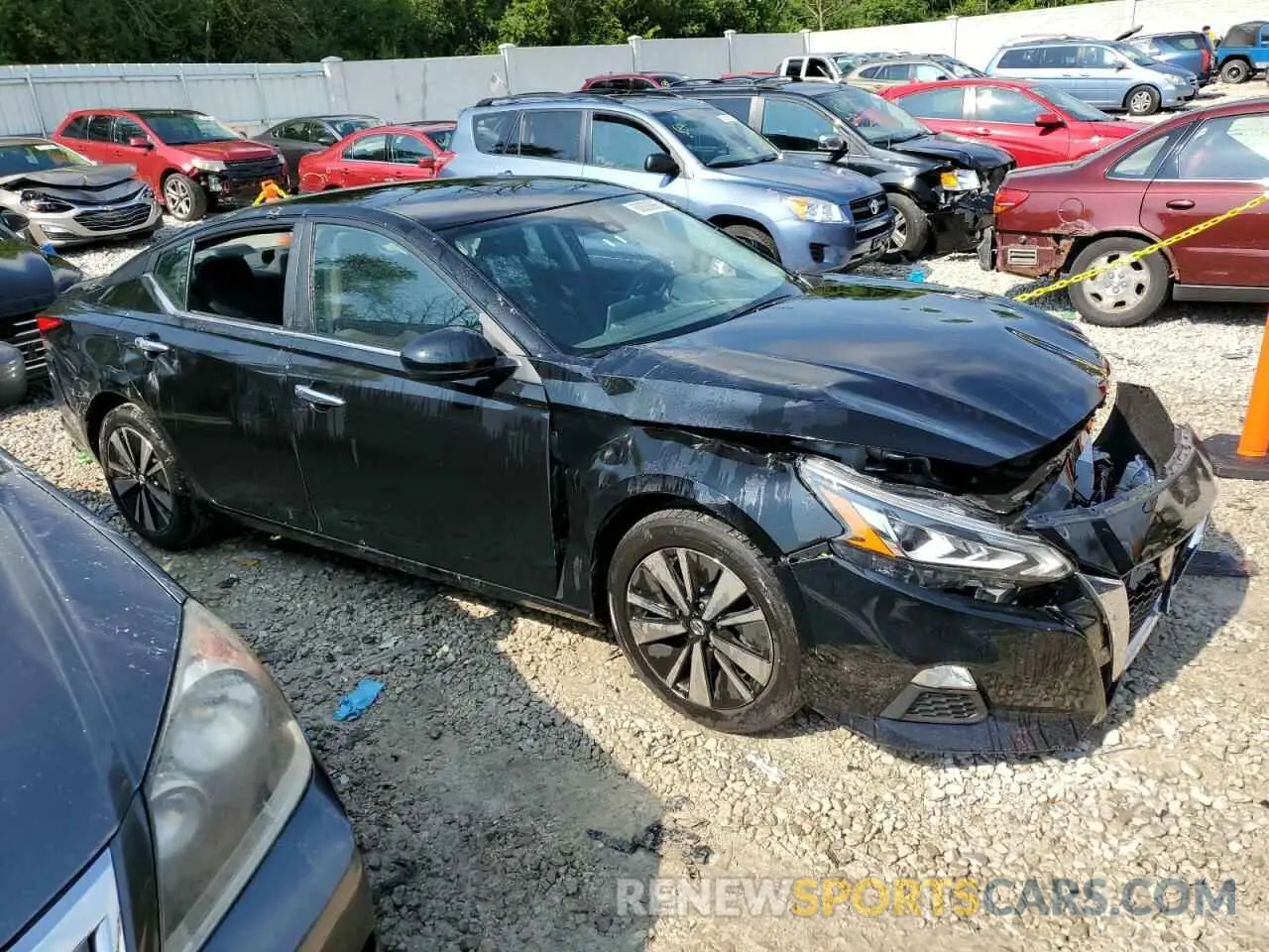 4 Photograph of a damaged car 1N4BL4DV5MN352955 NISSAN ALTIMA 2021