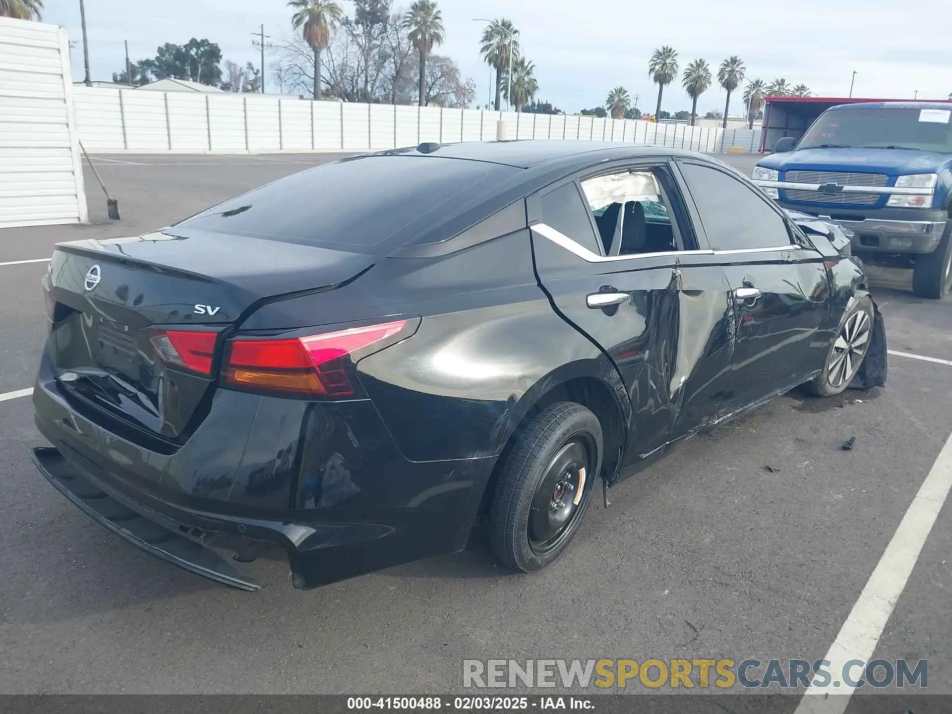 4 Photograph of a damaged car 1N4BL4DV5MN361638 NISSAN ALTIMA 2021