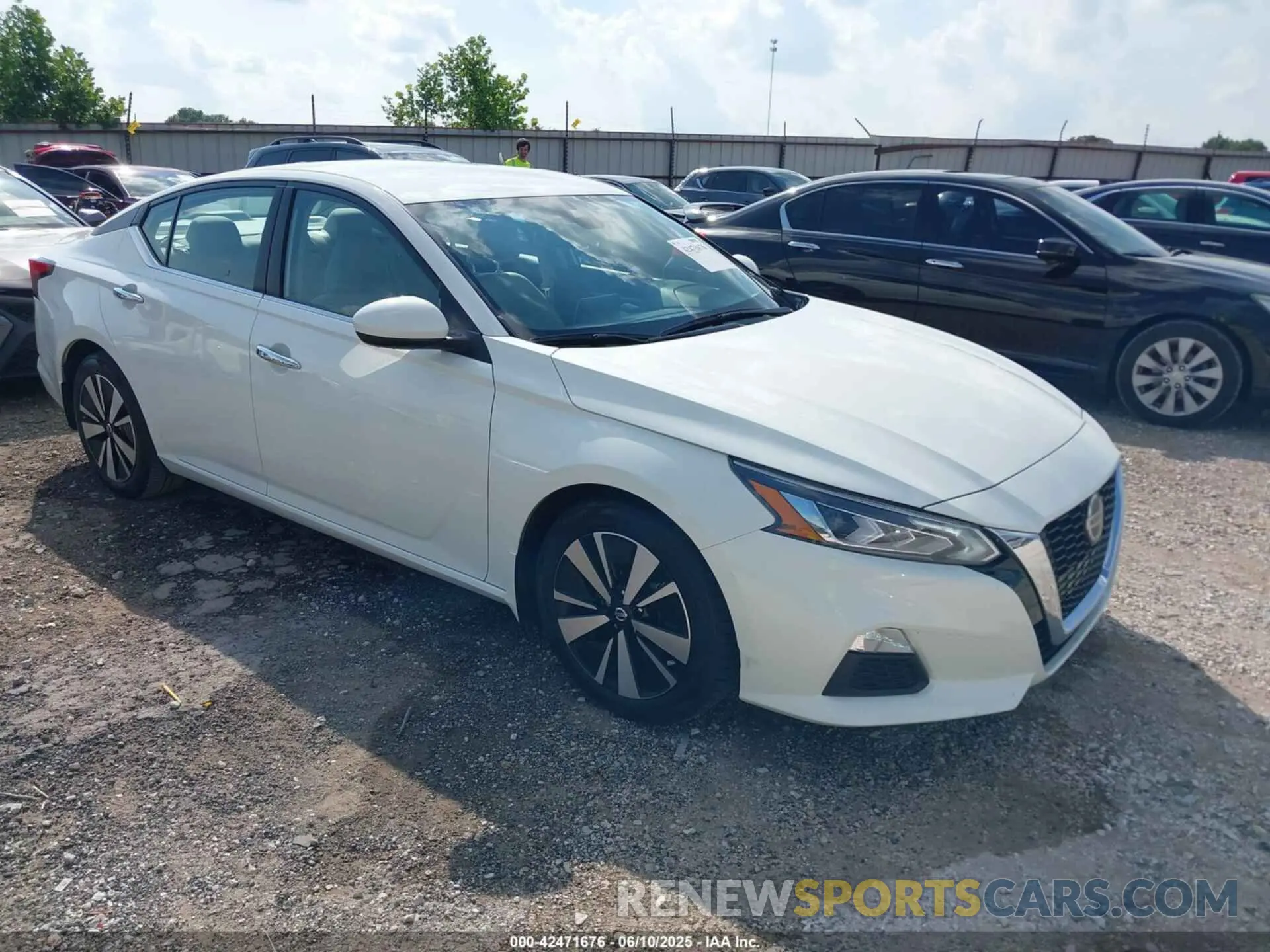 1 Photograph of a damaged car 1N4BL4DV5MN381985 NISSAN ALTIMA 2021