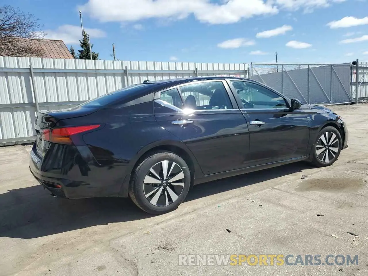 3 Photograph of a damaged car 1N4BL4DV5MN386250 NISSAN ALTIMA 2021