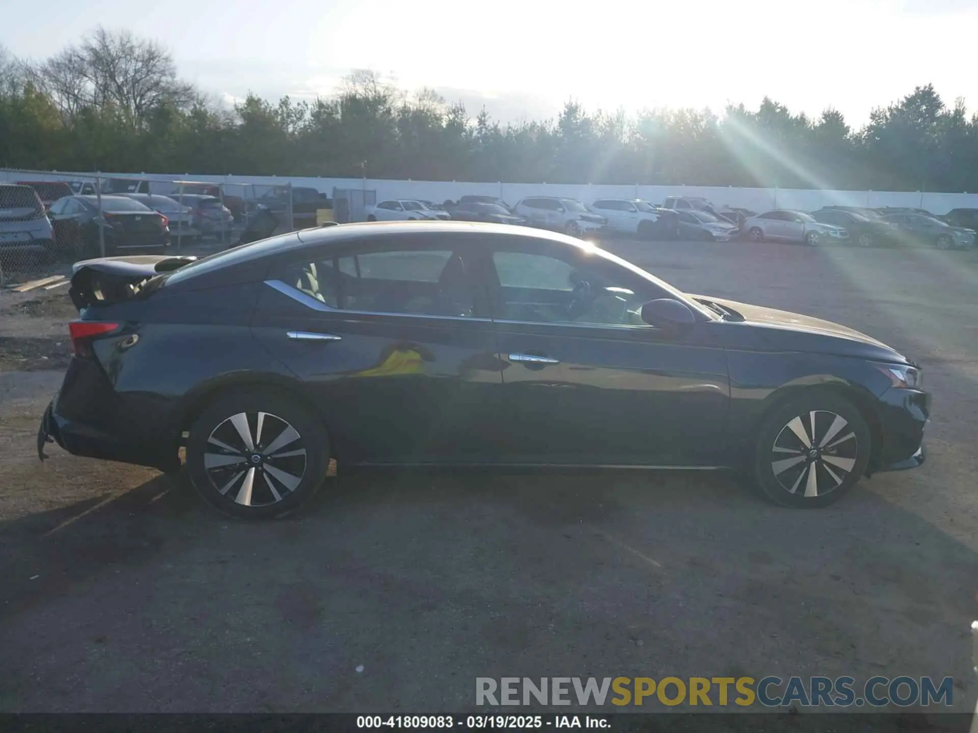 13 Photograph of a damaged car 1N4BL4DV5MN410885 NISSAN ALTIMA 2021