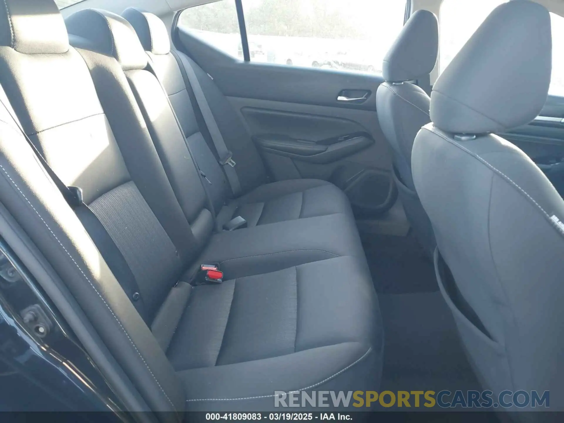 8 Photograph of a damaged car 1N4BL4DV5MN410885 NISSAN ALTIMA 2021