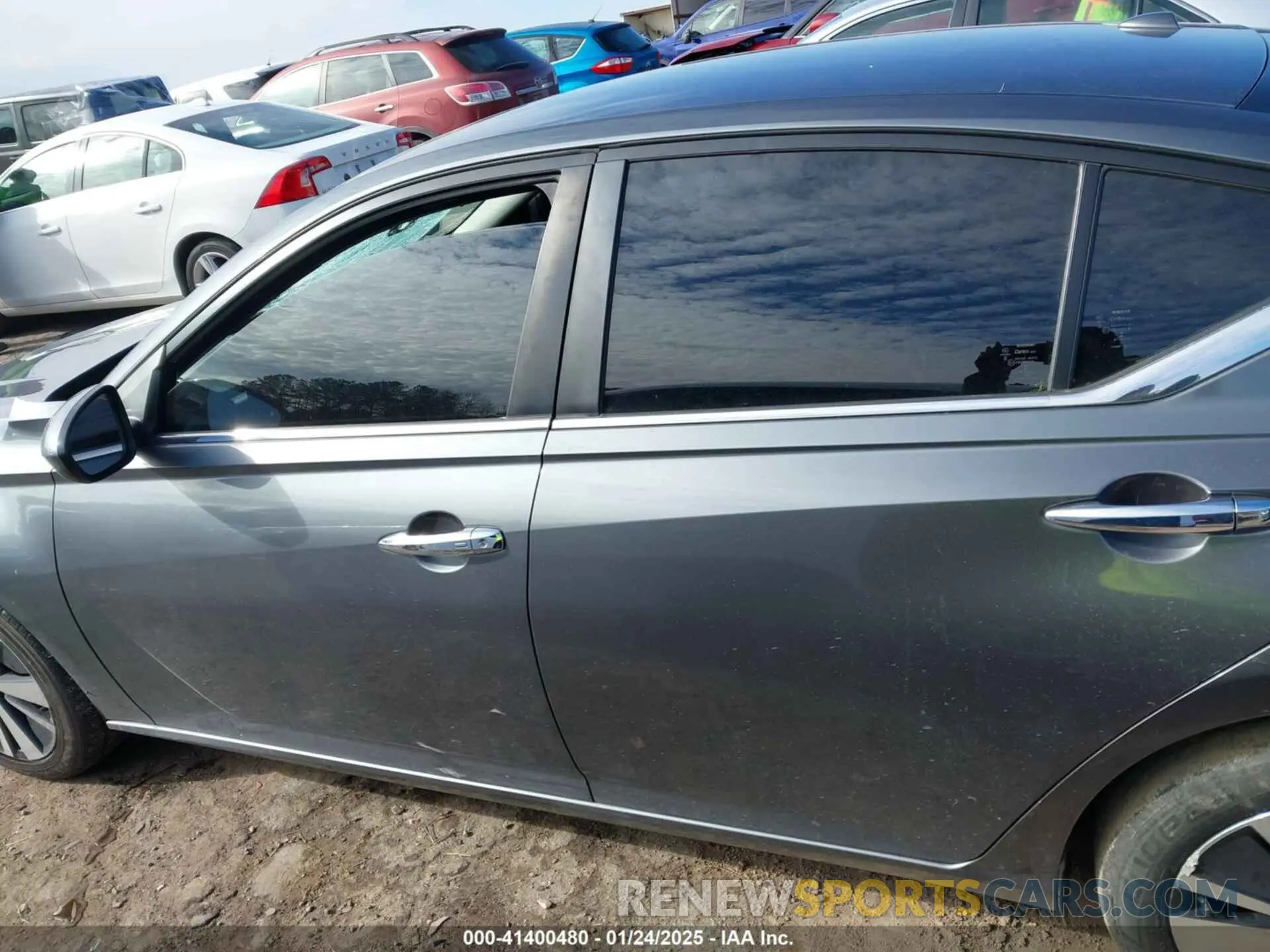 14 Photograph of a damaged car 1N4BL4DV6MN329944 NISSAN ALTIMA 2021