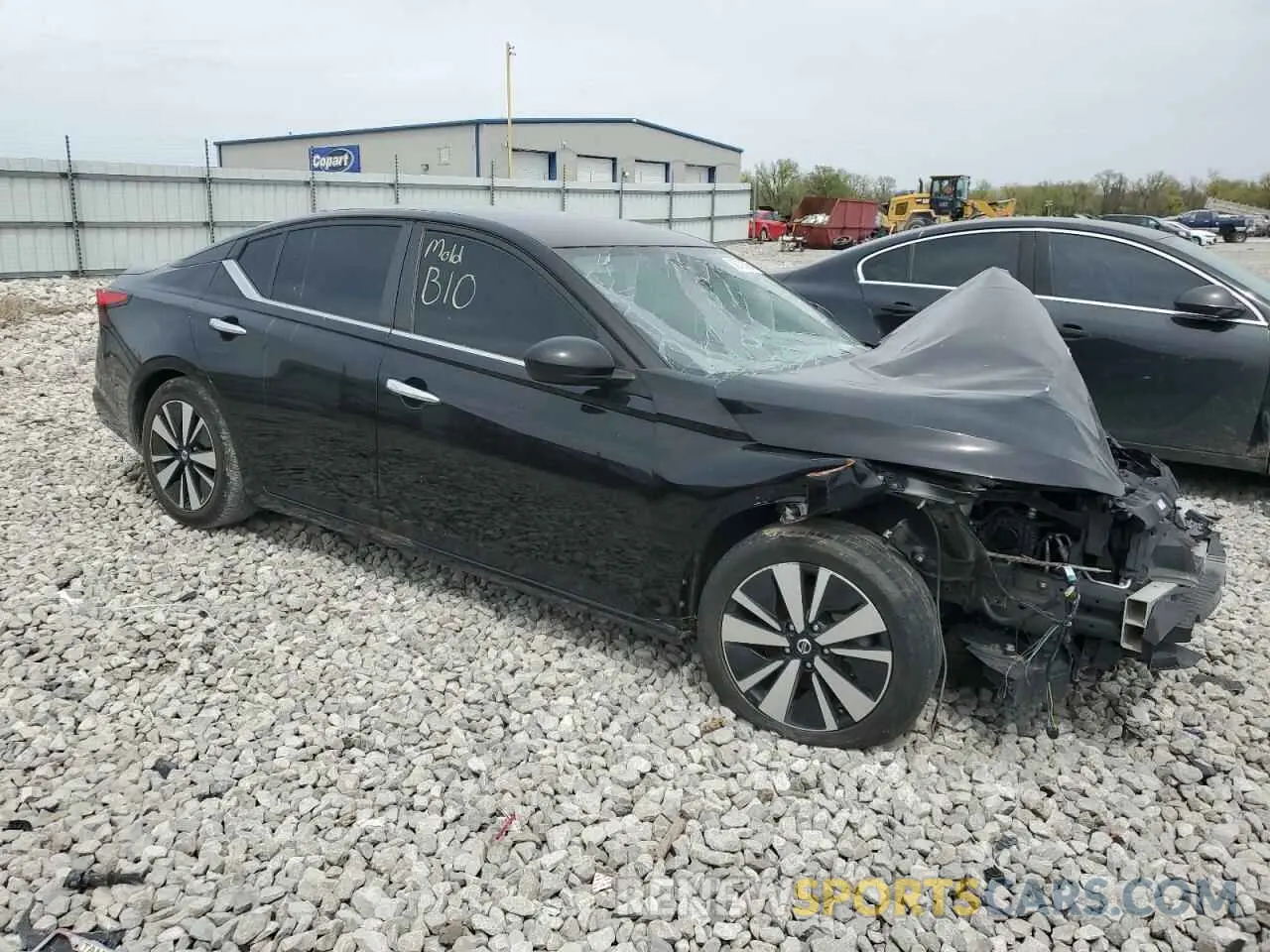 4 Photograph of a damaged car 1N4BL4DV6MN334397 NISSAN ALTIMA 2021