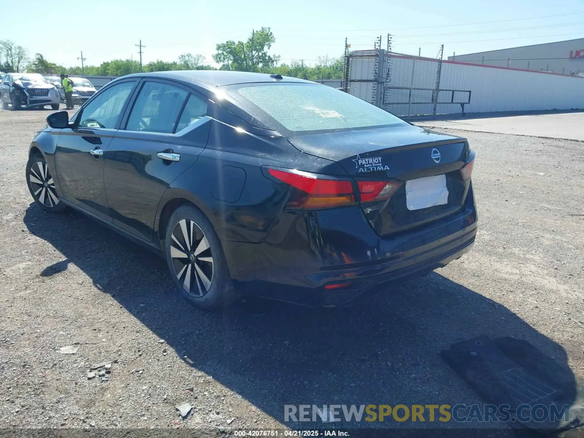 3 Photograph of a damaged car 1N4BL4DV6MN361910 NISSAN ALTIMA 2021
