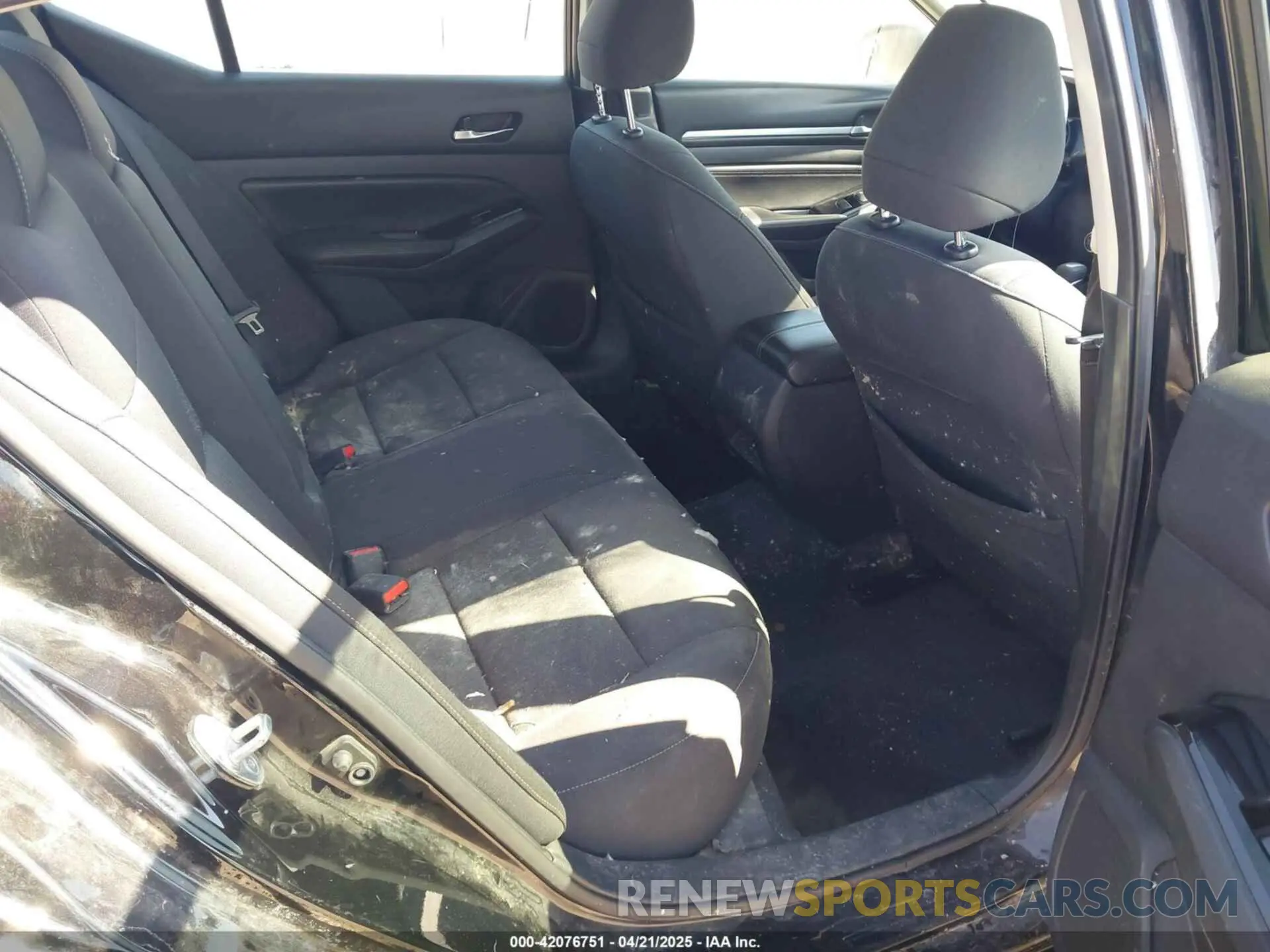 8 Photograph of a damaged car 1N4BL4DV6MN361910 NISSAN ALTIMA 2021