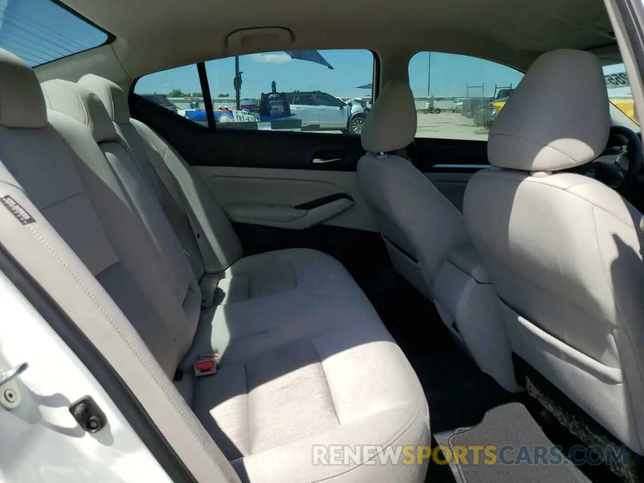 10 Photograph of a damaged car 1N4BL4DV6MN388699 NISSAN ALTIMA 2021