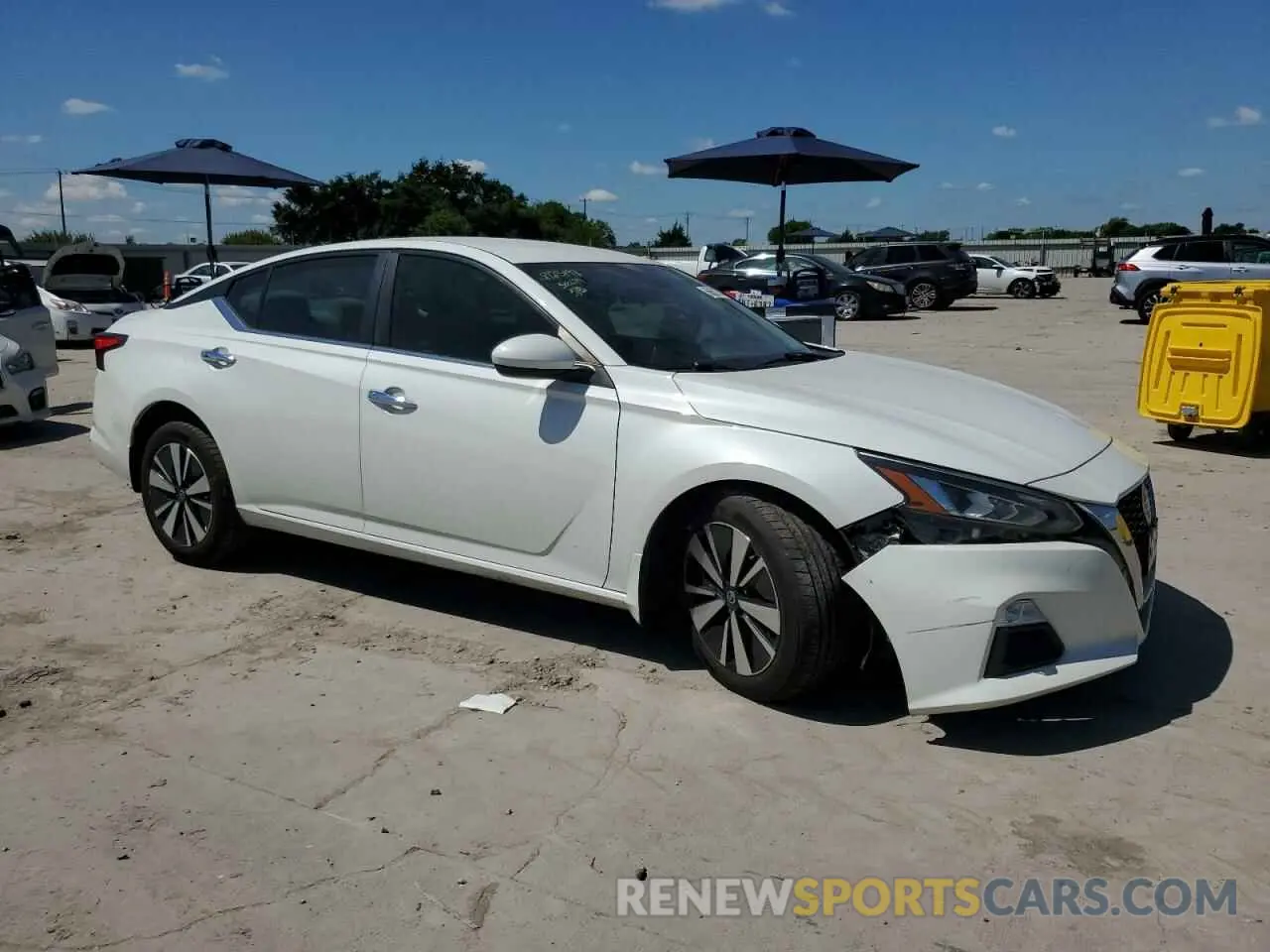 4 Photograph of a damaged car 1N4BL4DV6MN388699 NISSAN ALTIMA 2021