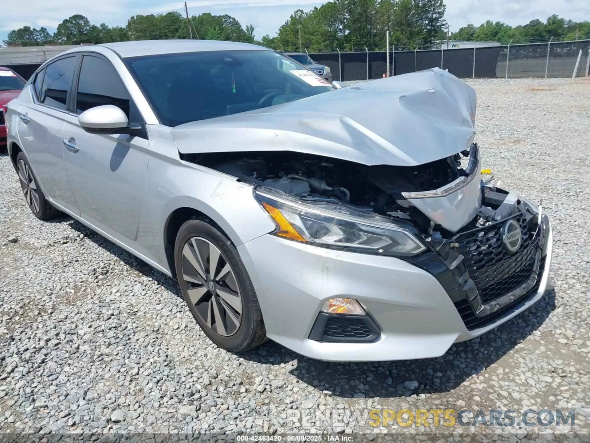 18 Photograph of a damaged car 1N4BL4DV6MN391909 NISSAN ALTIMA 2021