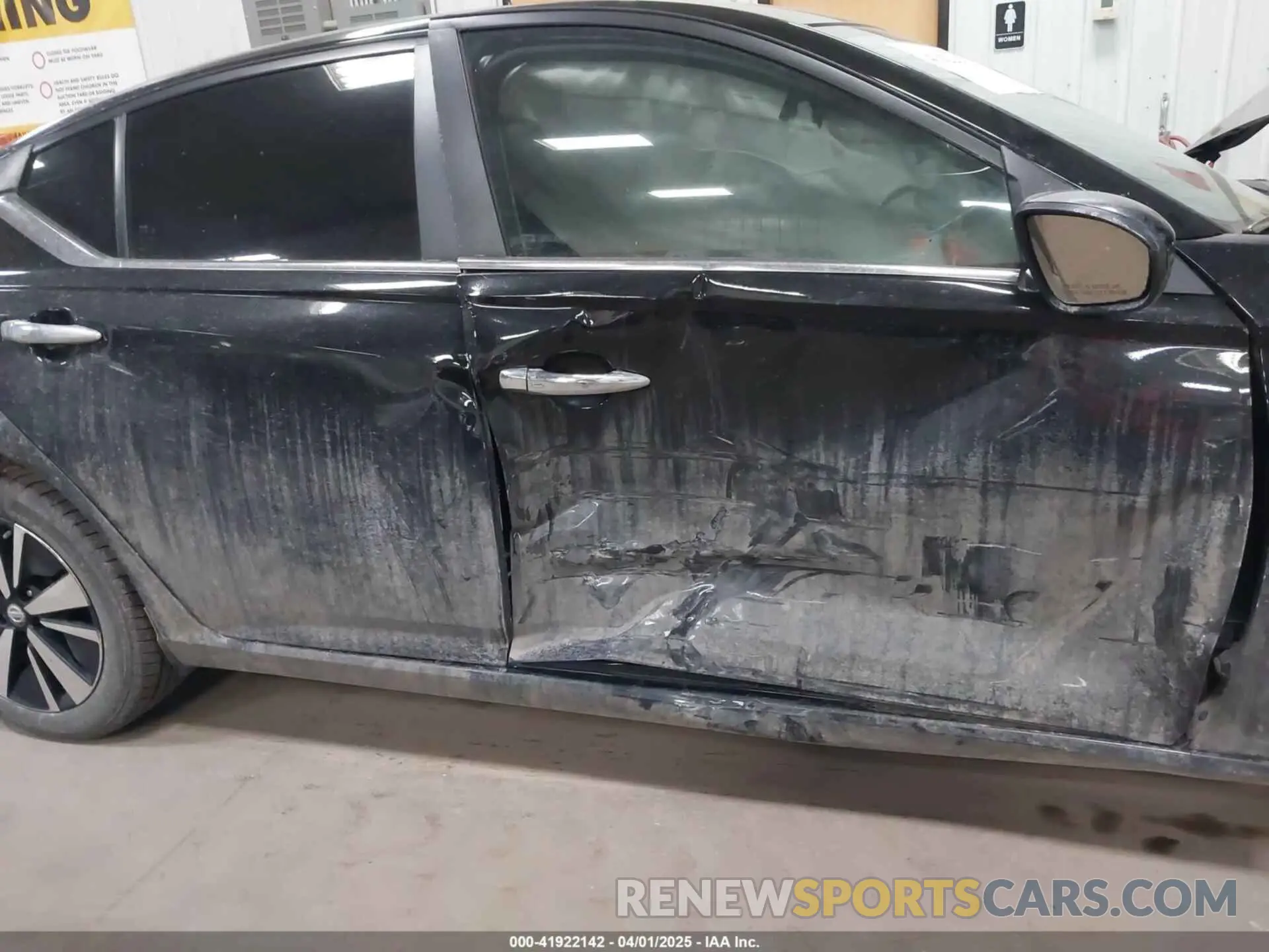 6 Photograph of a damaged car 1N4BL4DV6MN394664 NISSAN ALTIMA 2021