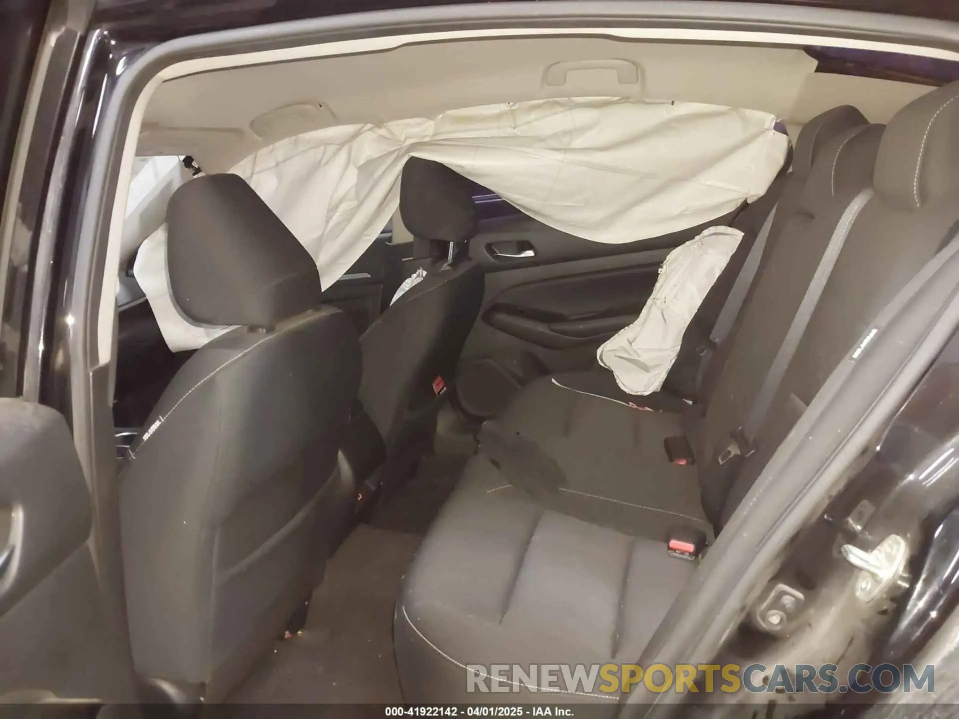 8 Photograph of a damaged car 1N4BL4DV6MN394664 NISSAN ALTIMA 2021