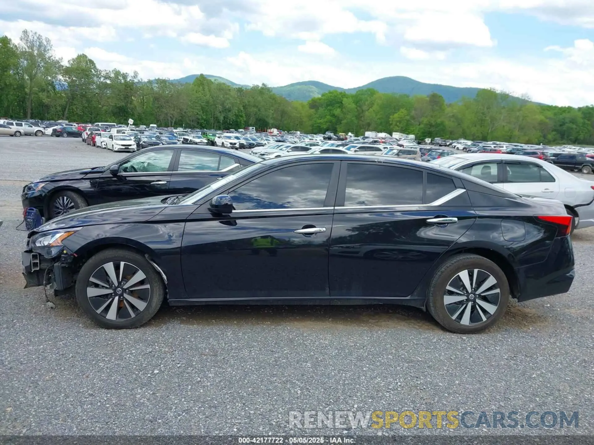 15 Photograph of a damaged car 1N4BL4DV6MN411057 NISSAN ALTIMA 2021