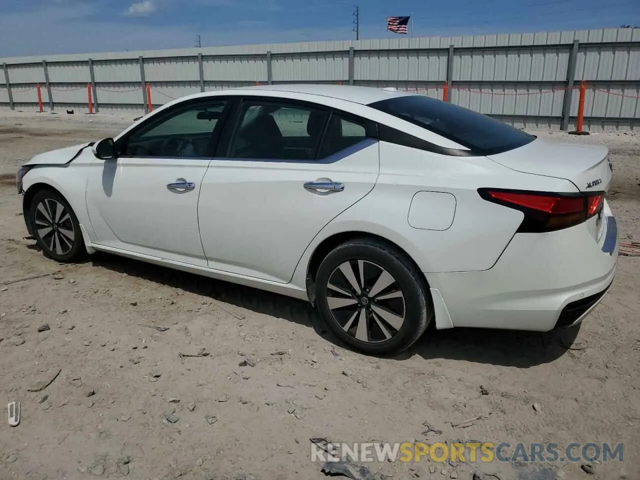 2 Photograph of a damaged car 1N4BL4DV6MN412077 NISSAN ALTIMA 2021