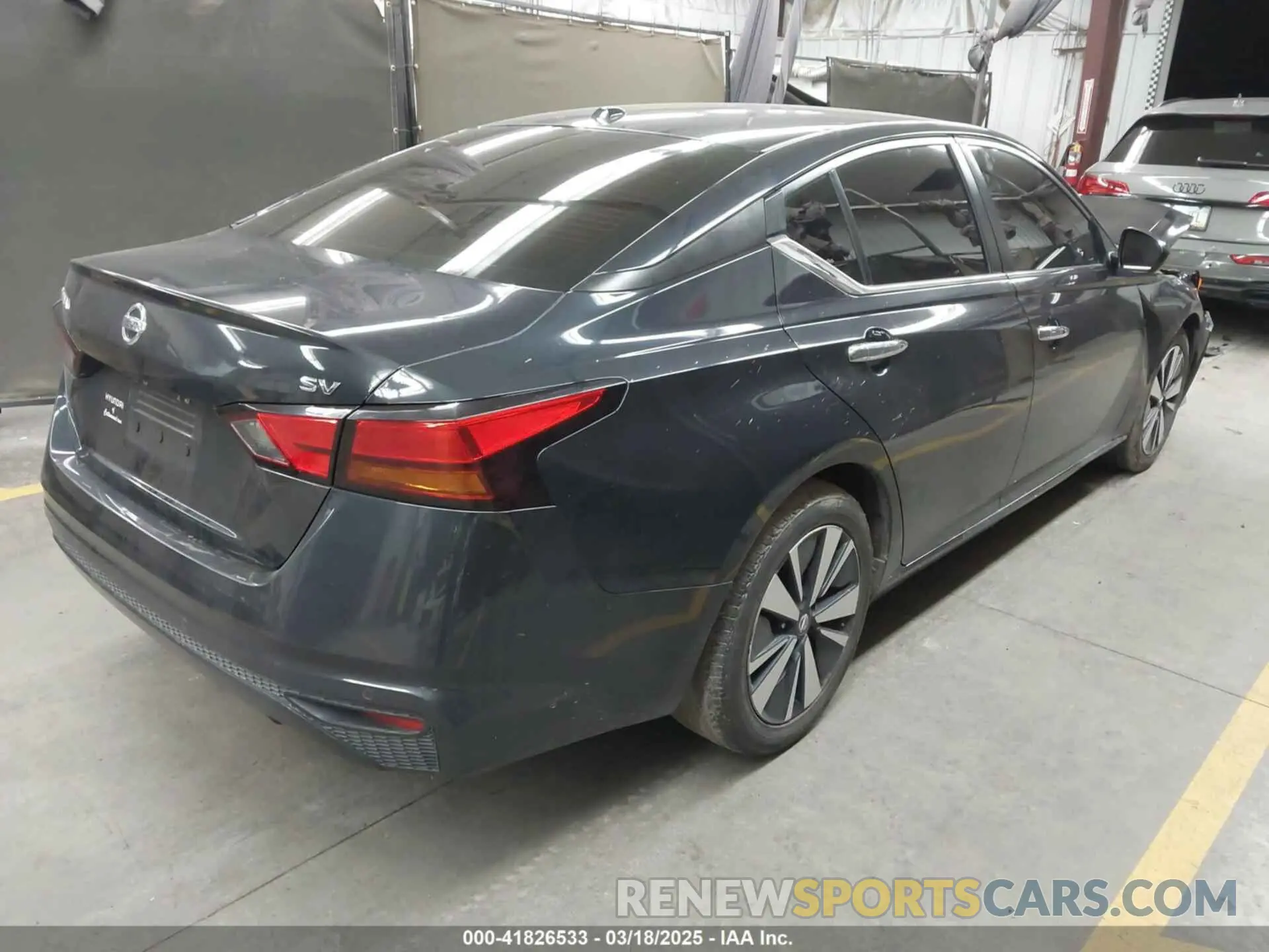 4 Photograph of a damaged car 1N4BL4DV7MN314577 NISSAN ALTIMA 2021