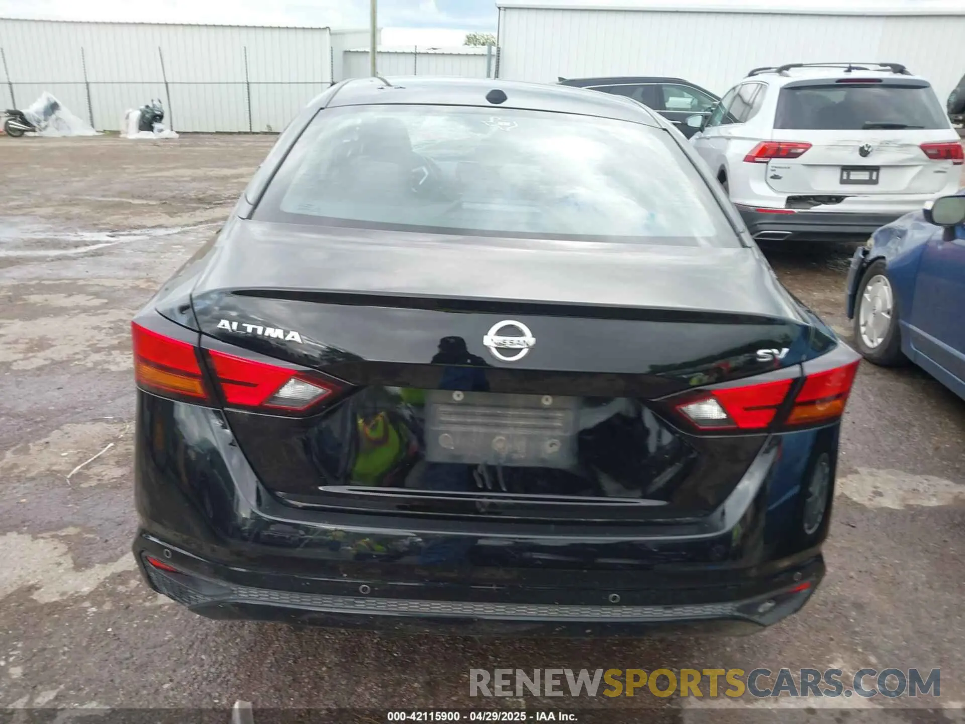 16 Photograph of a damaged car 1N4BL4DV7MN335591 NISSAN ALTIMA 2021