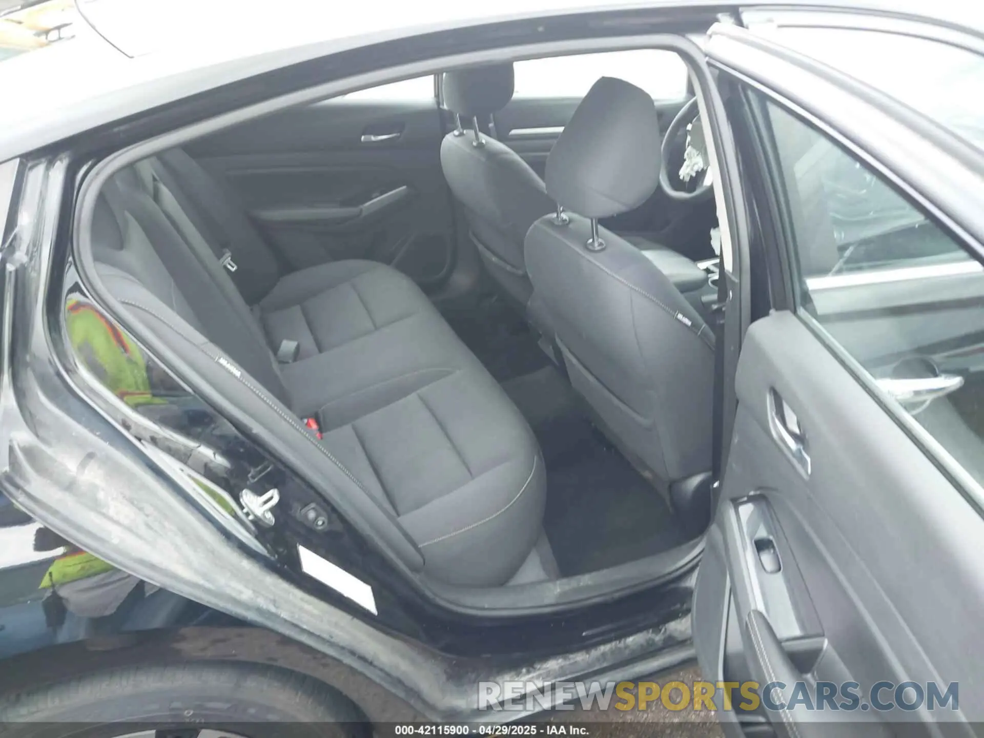 8 Photograph of a damaged car 1N4BL4DV7MN335591 NISSAN ALTIMA 2021