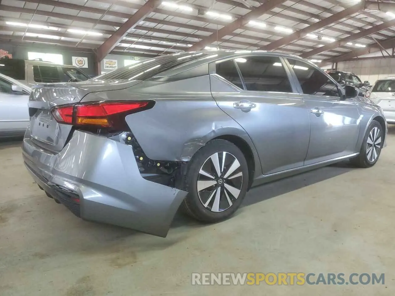 3 Photograph of a damaged car 1N4BL4DV7MN343948 NISSAN ALTIMA 2021
