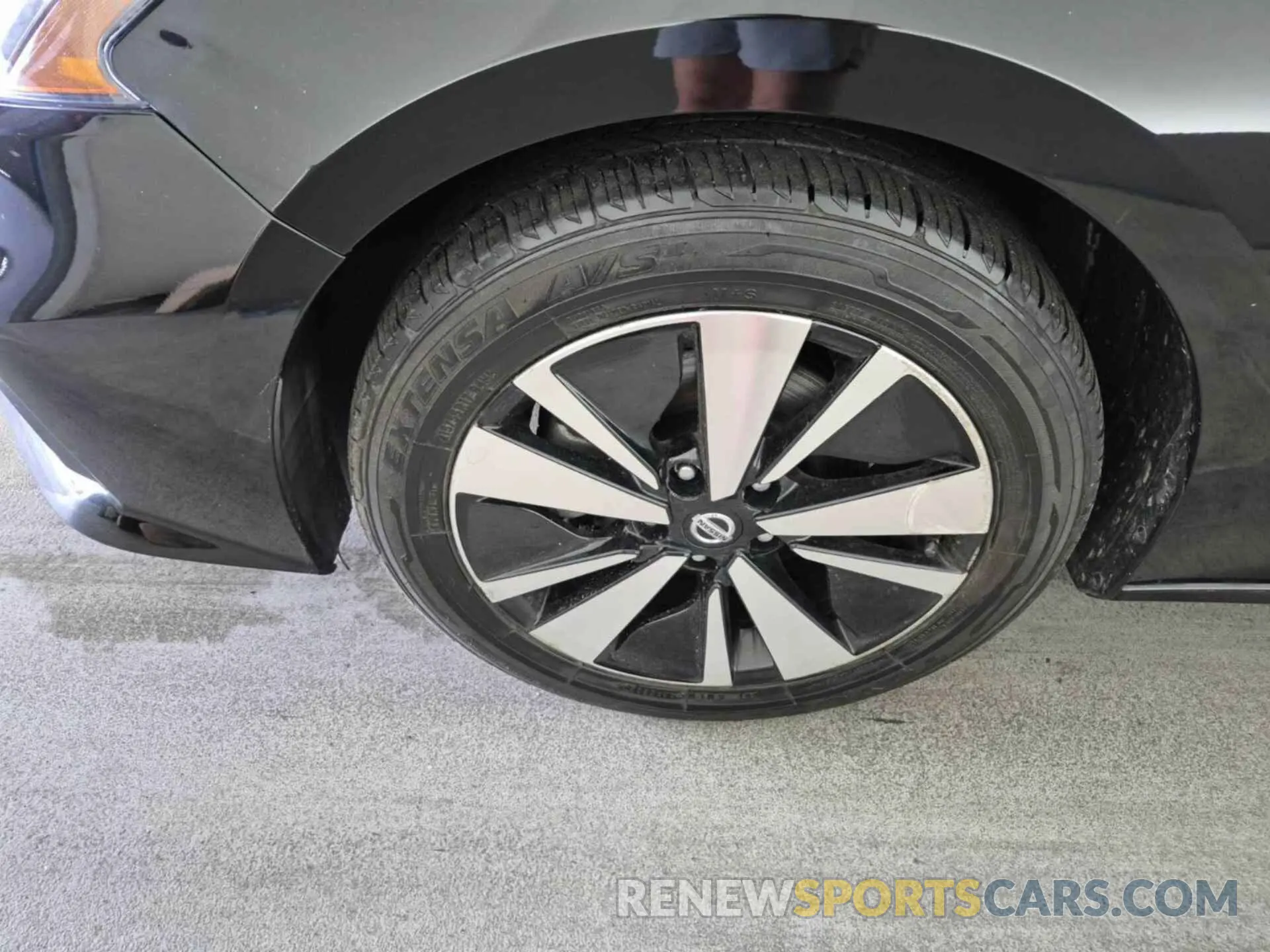 14 Photograph of a damaged car 1N4BL4DV7MN379333 NISSAN ALTIMA 2021