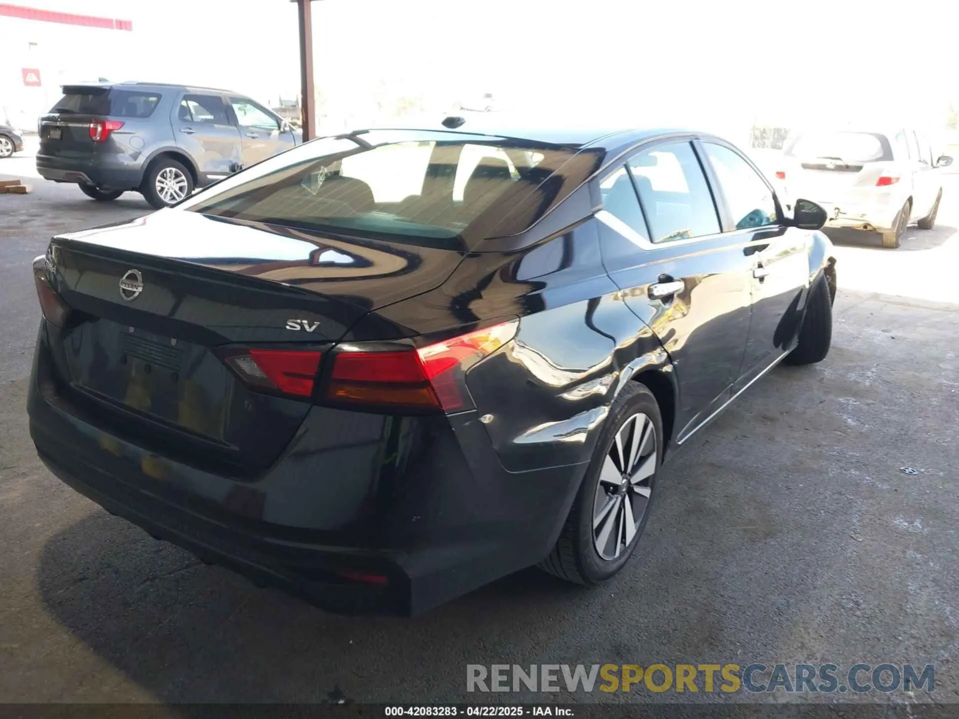 4 Photograph of a damaged car 1N4BL4DV7MN387366 NISSAN ALTIMA 2021