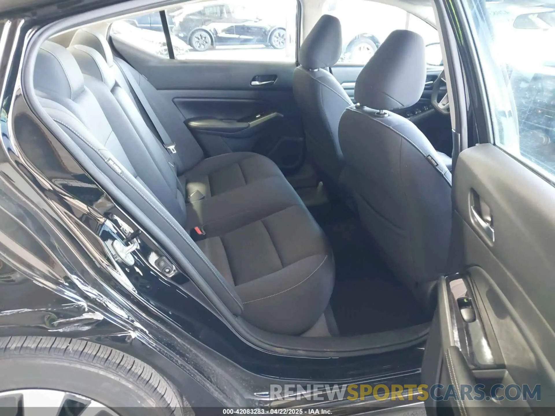 8 Photograph of a damaged car 1N4BL4DV7MN387366 NISSAN ALTIMA 2021
