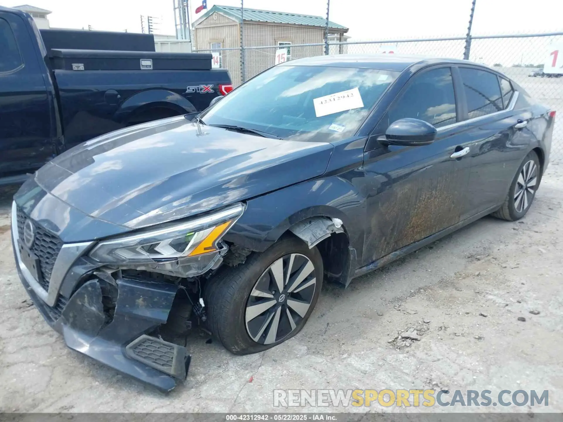 2 Photograph of a damaged car 1N4BL4DV8MN300042 NISSAN ALTIMA 2021