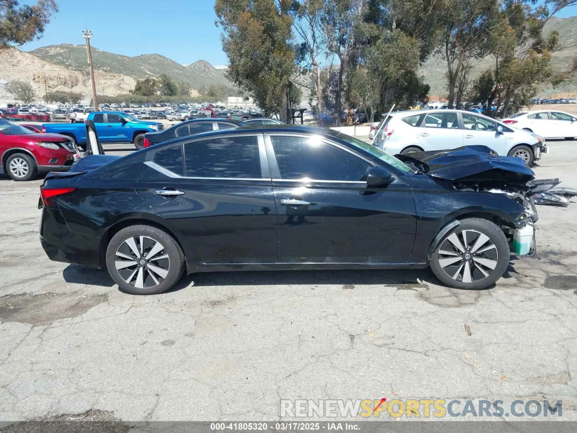 13 Photograph of a damaged car 1N4BL4DV8MN359222 NISSAN ALTIMA 2021
