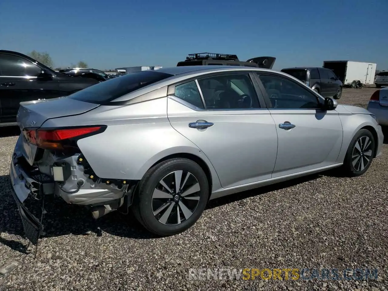 3 Photograph of a damaged car 1N4BL4DV8MN369328 NISSAN ALTIMA 2021