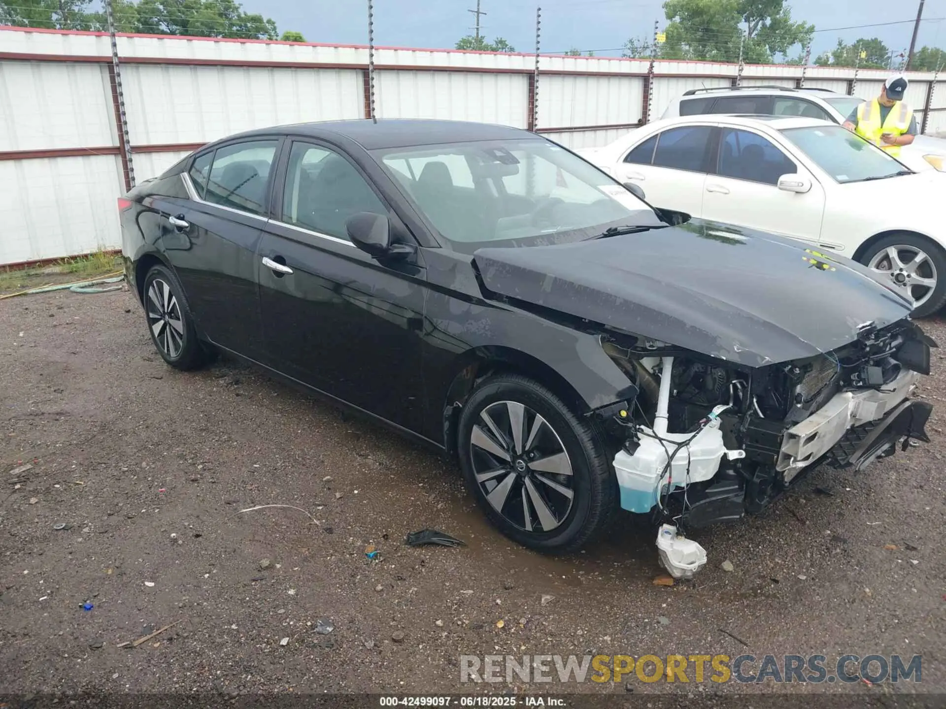 14 Photograph of a damaged car 1N4BL4DV8MN374867 NISSAN ALTIMA 2021