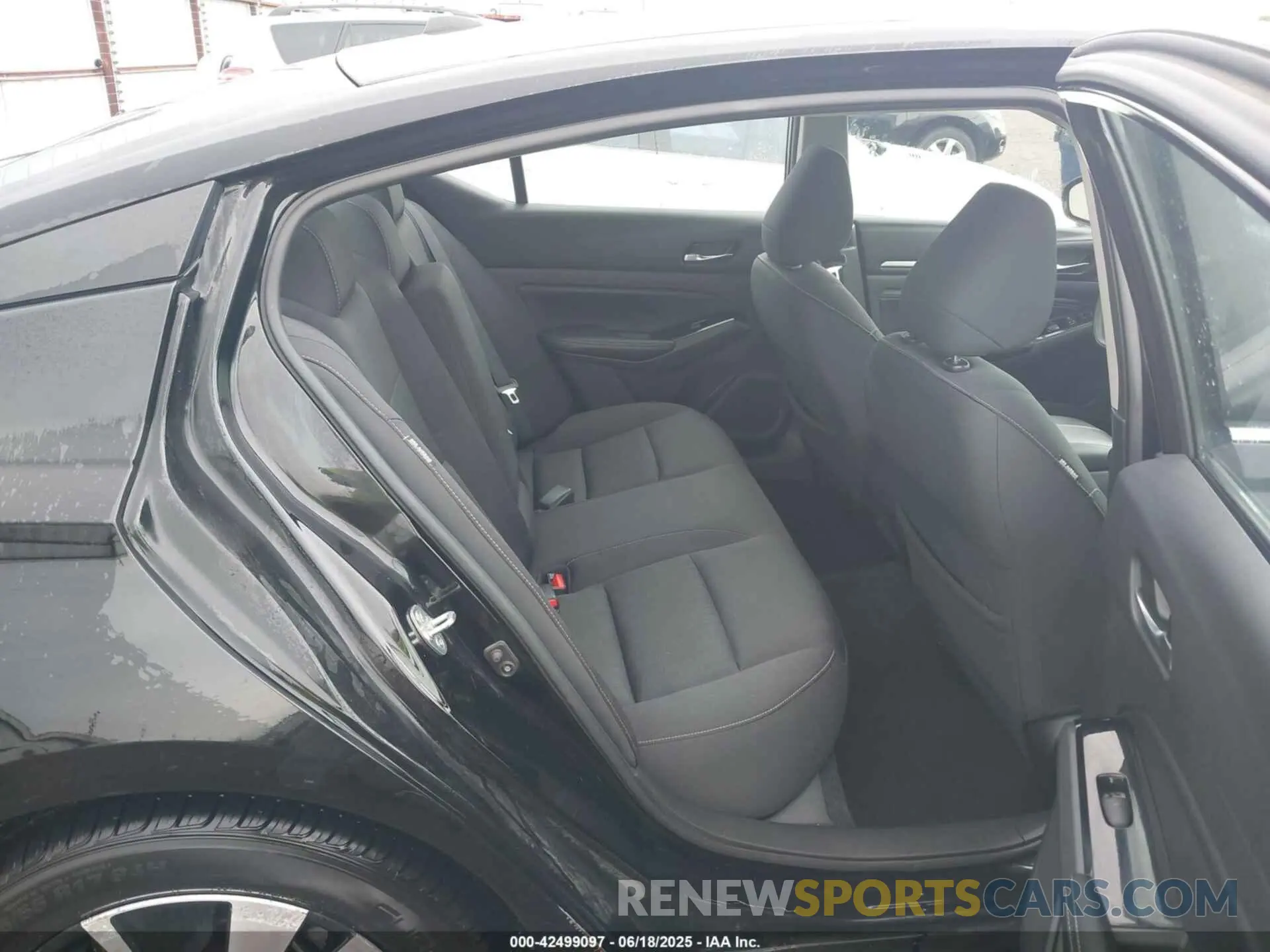 8 Photograph of a damaged car 1N4BL4DV8MN374867 NISSAN ALTIMA 2021