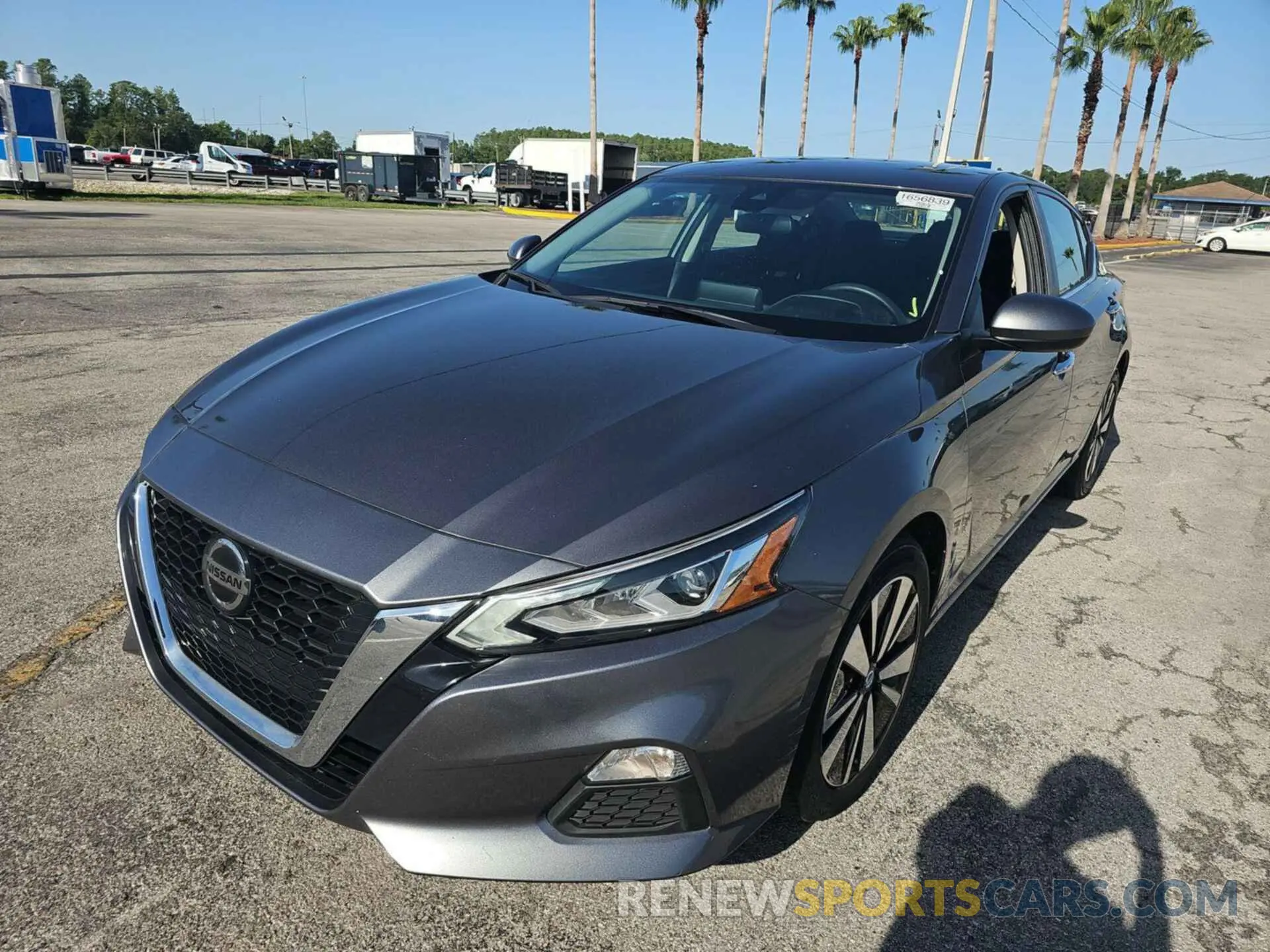16 Photograph of a damaged car 1N4BL4DV8MN412324 NISSAN ALTIMA 2021