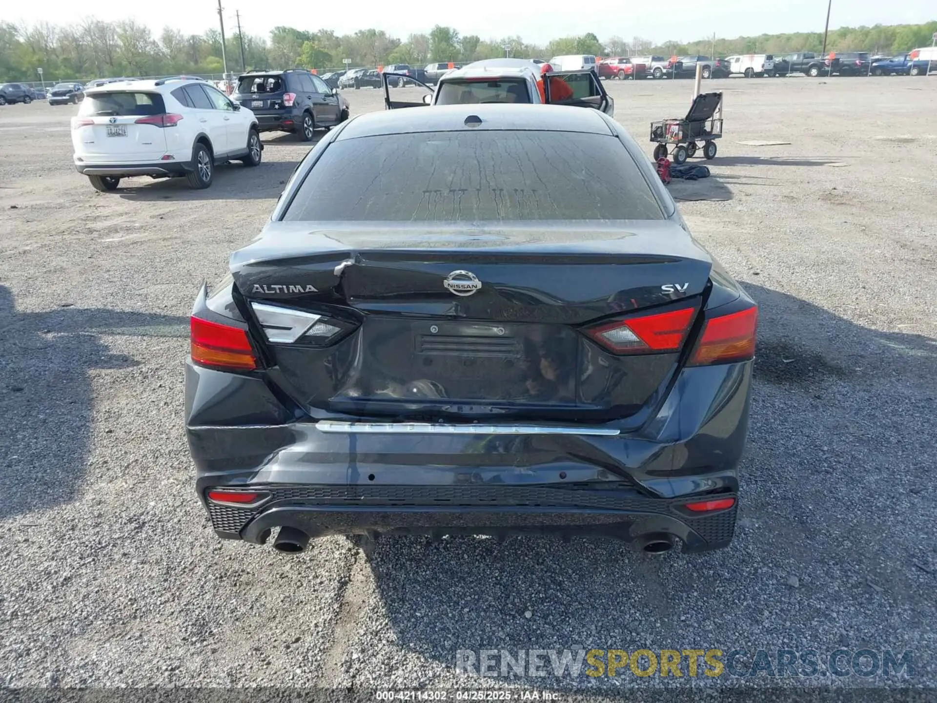 16 Photograph of a damaged car 1N4BL4DV9MN301829 NISSAN ALTIMA 2021