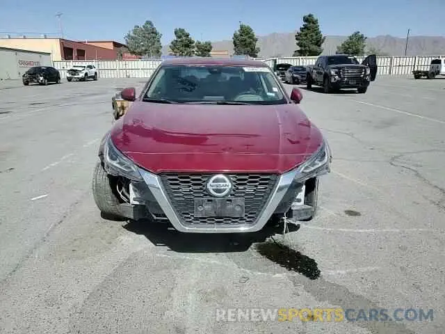 13 Photograph of a damaged car 1N4BL4DV9MN313026 NISSAN ALTIMA 2021