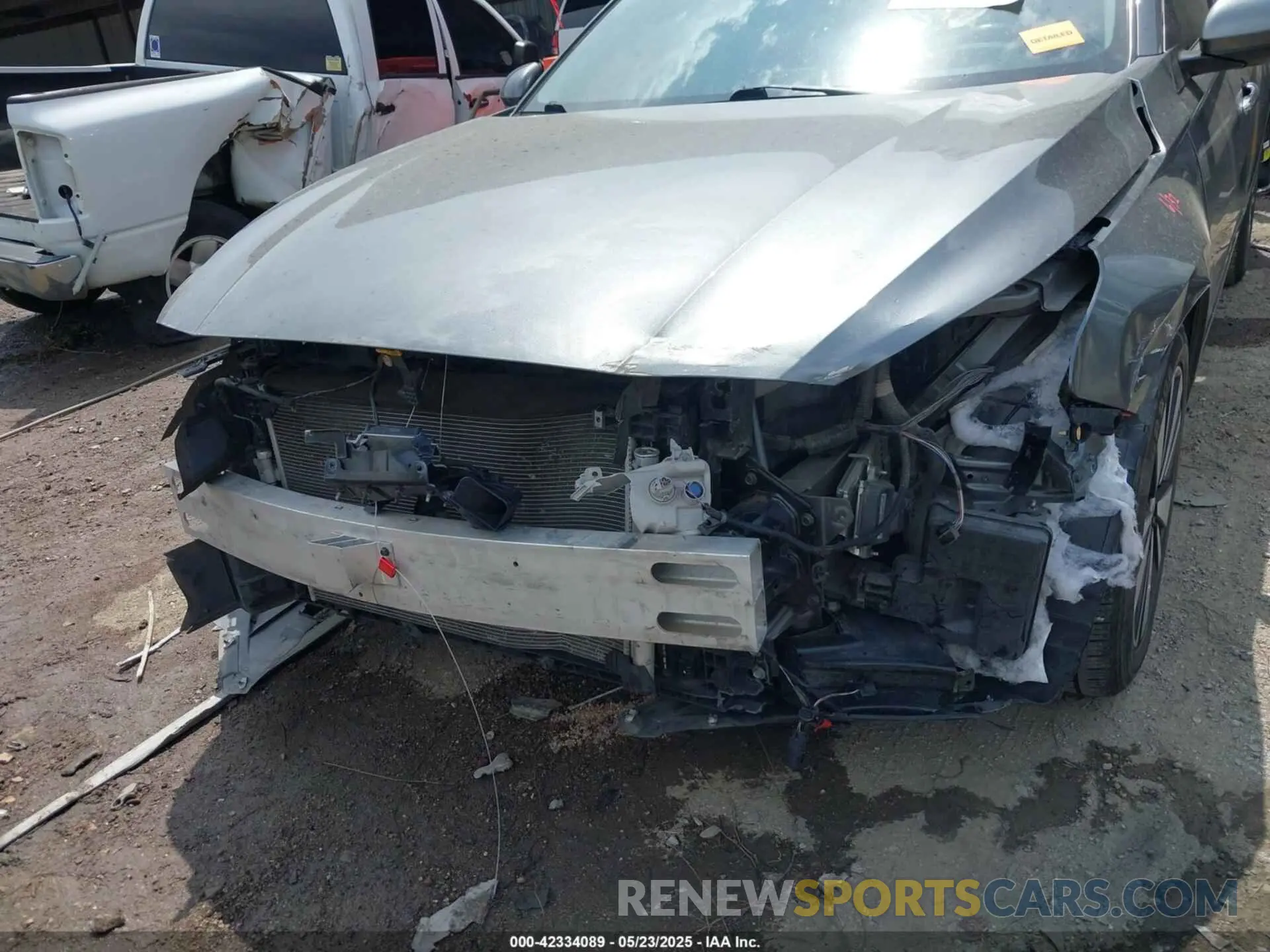 19 Photograph of a damaged car 1N4BL4DV9MN346348 NISSAN ALTIMA 2021