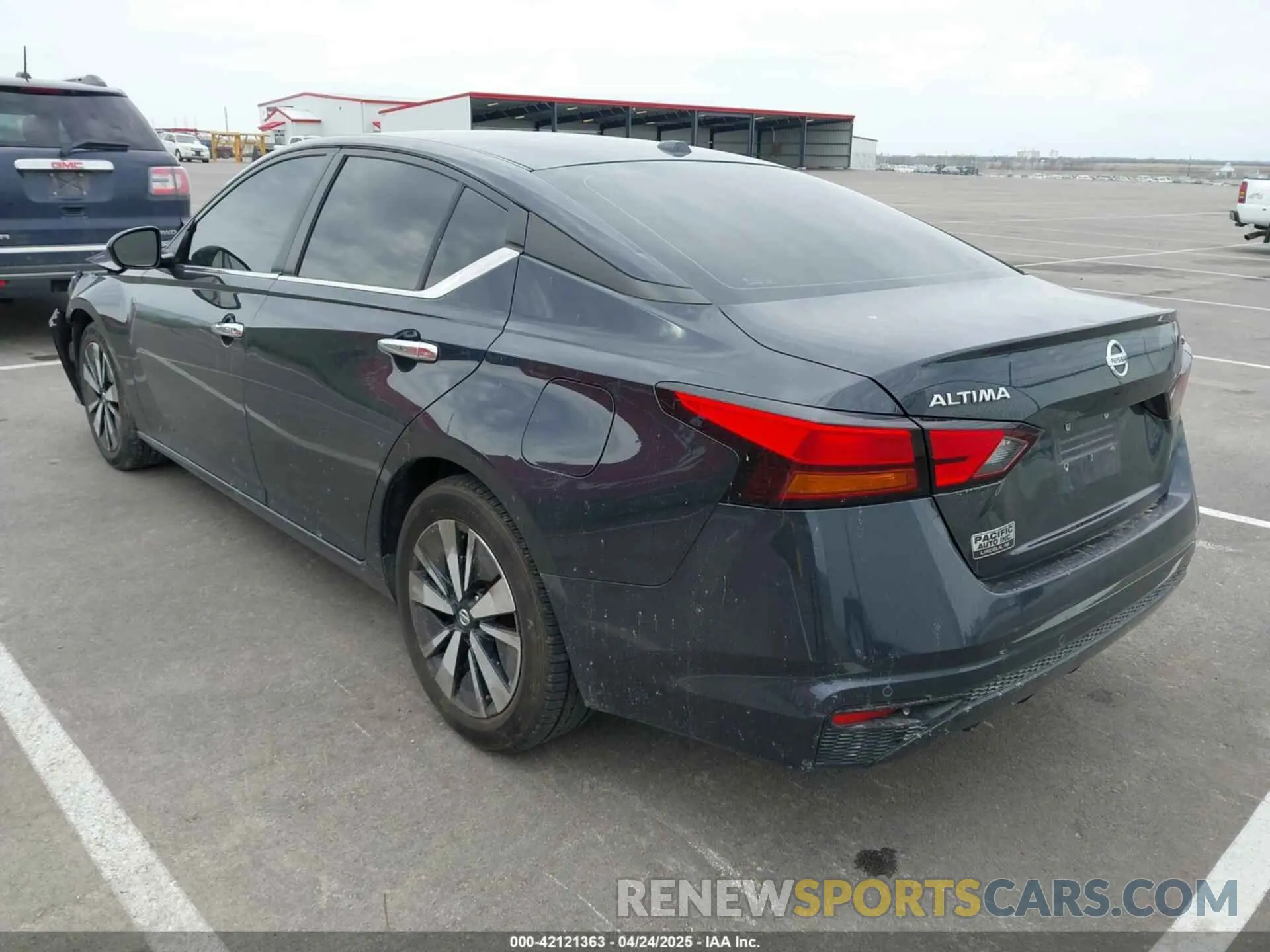 3 Photograph of a damaged car 1N4BL4DV9MN350416 NISSAN ALTIMA 2021