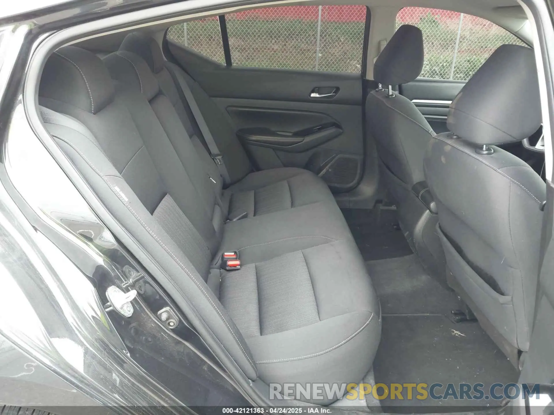 8 Photograph of a damaged car 1N4BL4DV9MN350416 NISSAN ALTIMA 2021