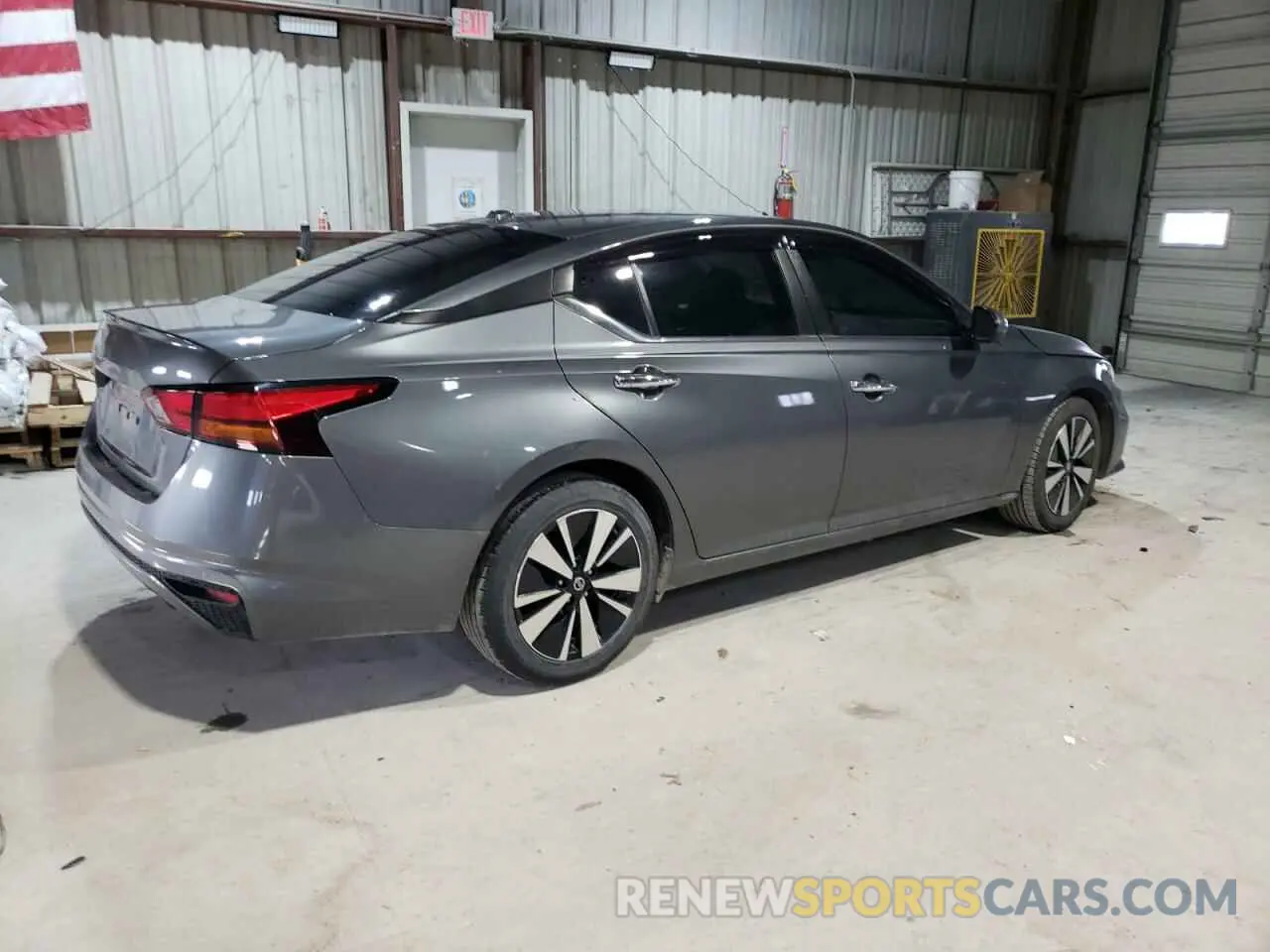 3 Photograph of a damaged car 1N4BL4DV9MN370066 NISSAN ALTIMA 2021