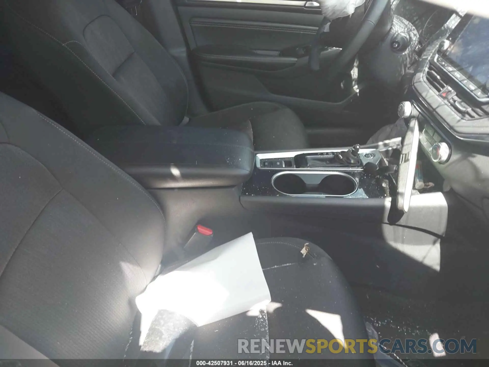 5 Photograph of a damaged car 1N4BL4DVXMN311379 NISSAN ALTIMA 2021